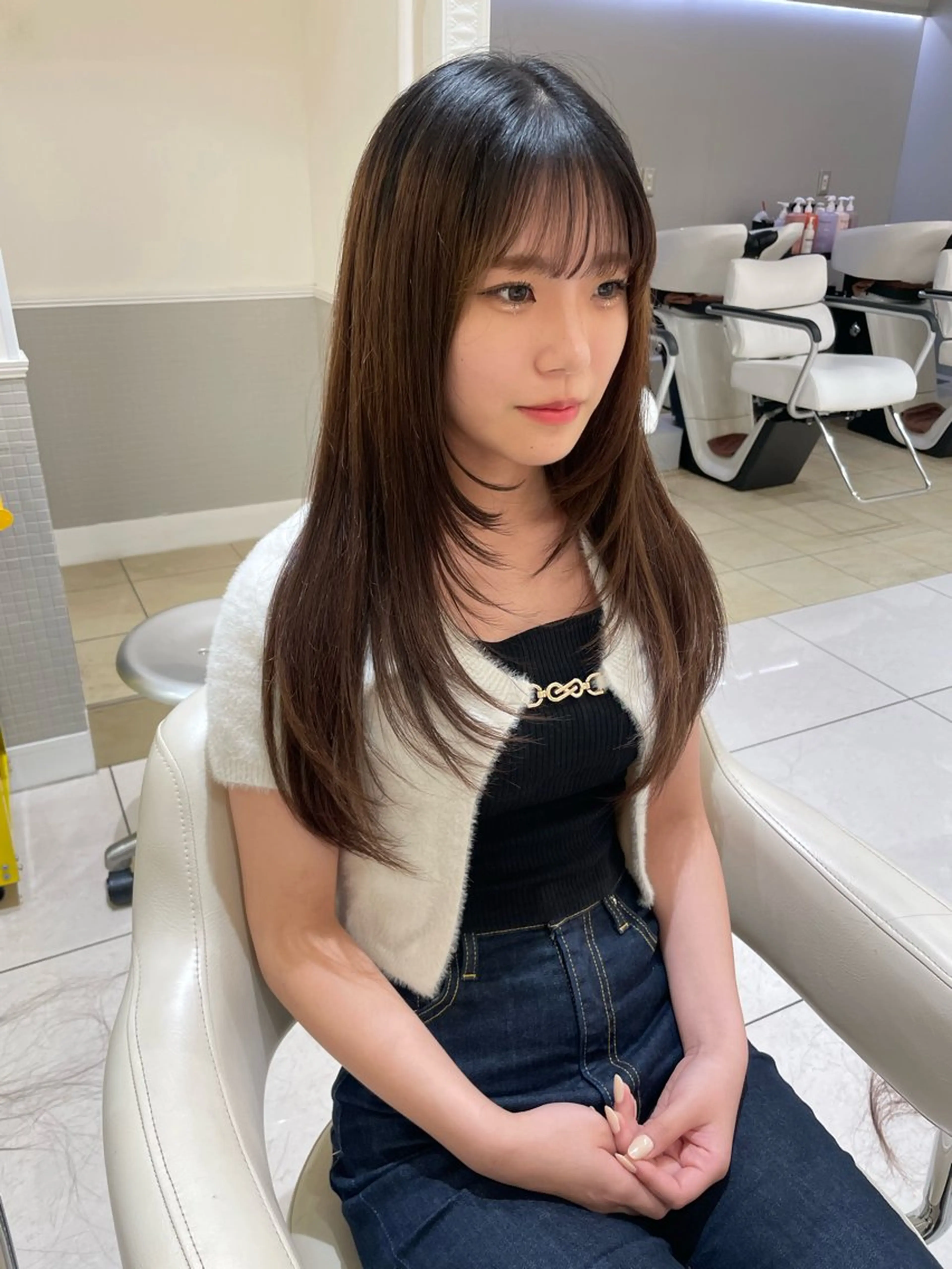 セミロング レイヤーカット/ パーマ/MIFAのヘアスタイル