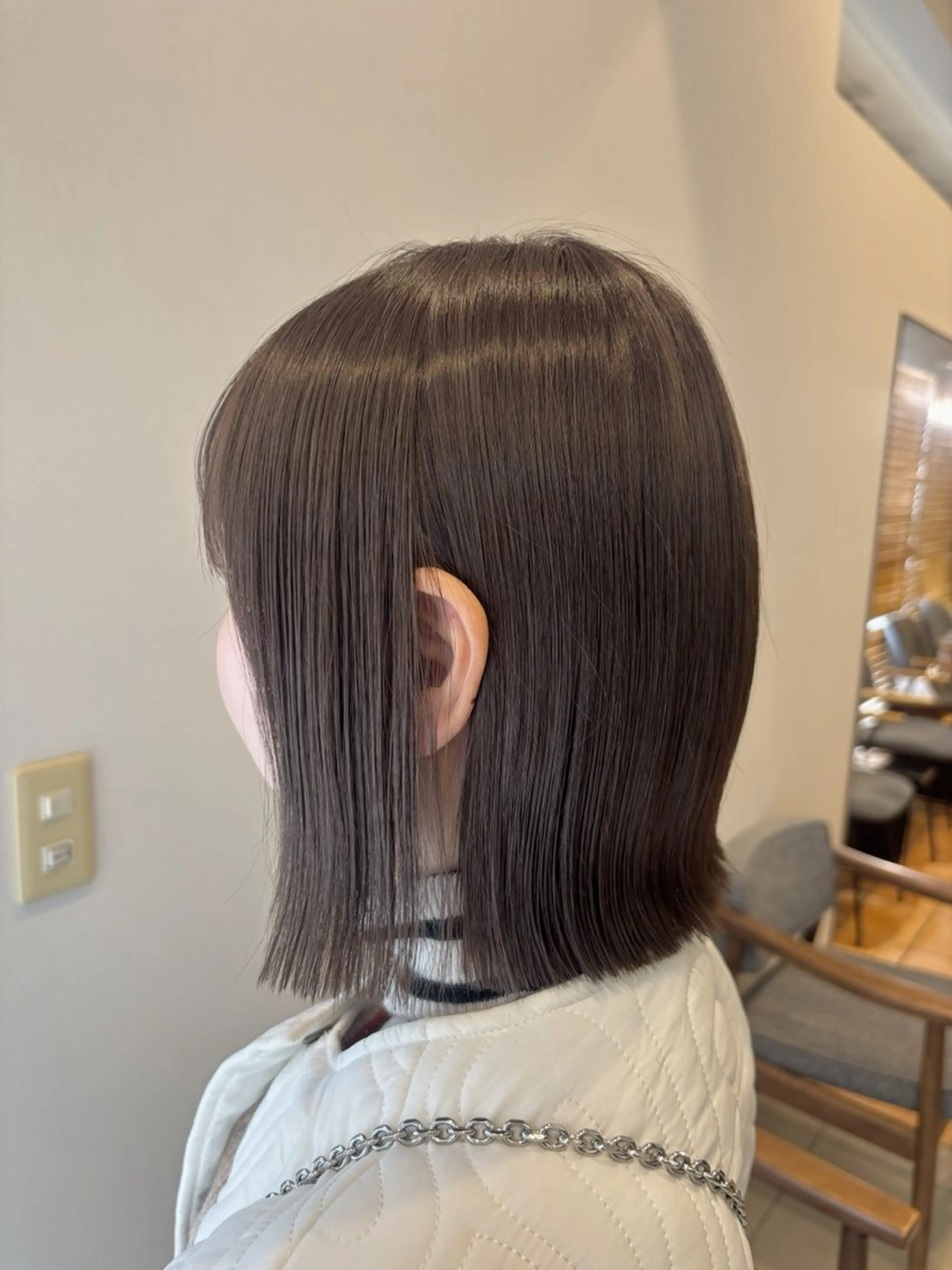 ミディアム カラー 切りっぱなしボブ グレージュ ボブ カット ヘアカラー 頭皮×髪質改善 透明感カラー💎中村のヘアスタイル