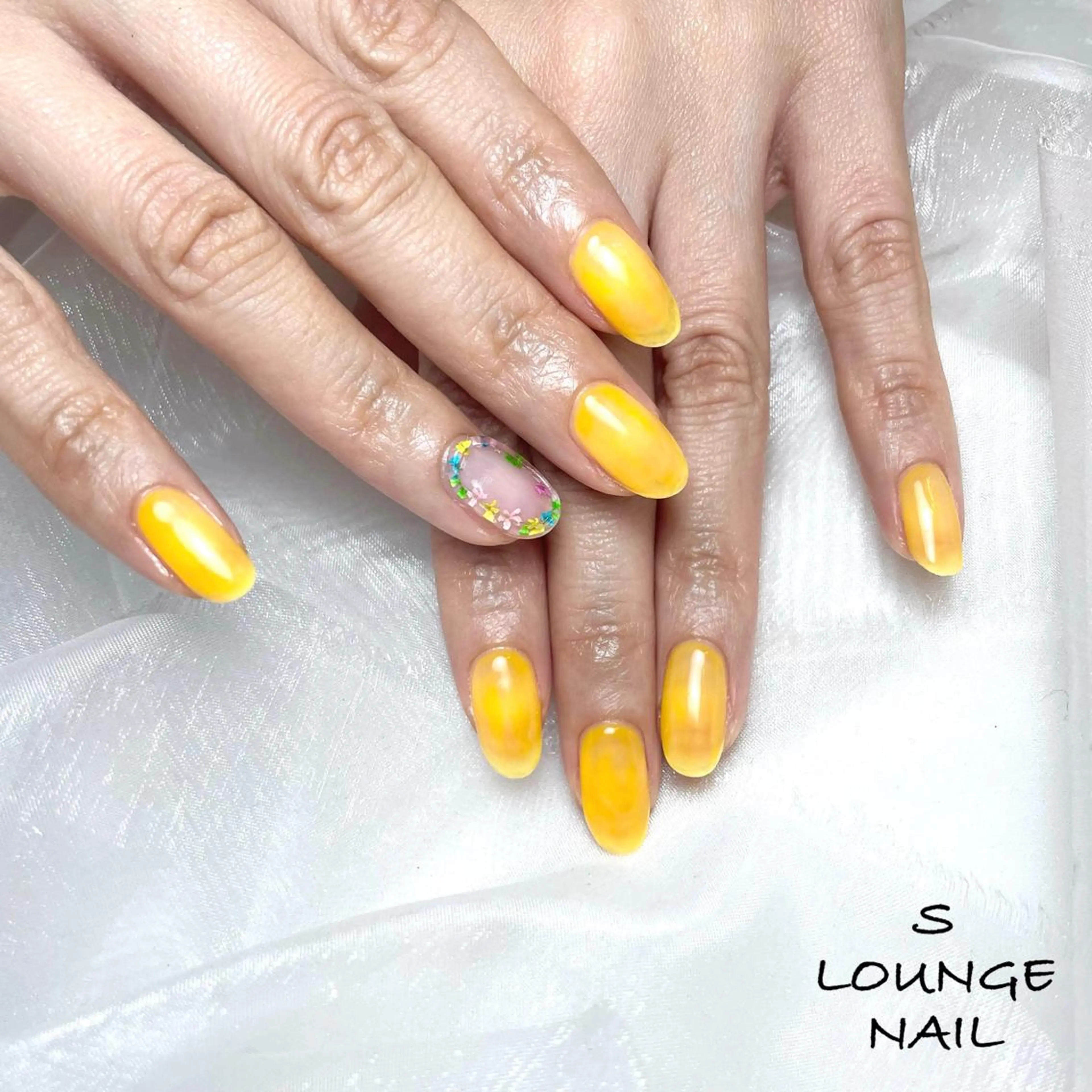 ネイル アートネイル ハンドネイル フットネイル パーツたくさん🍓 SUMIのネイルデザイン