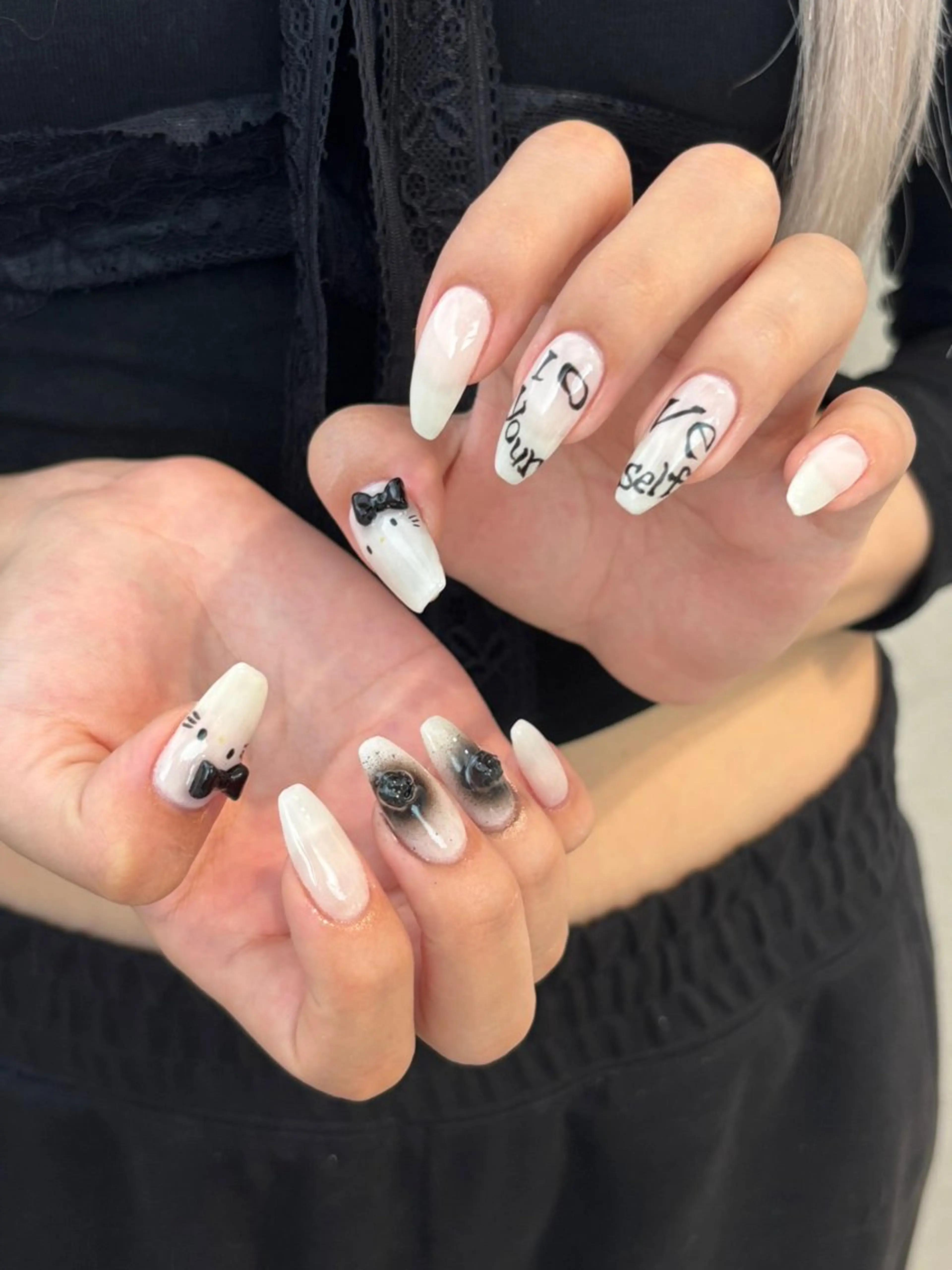 ネイル Roa🎀 ercher立川南口のネイルデザイン