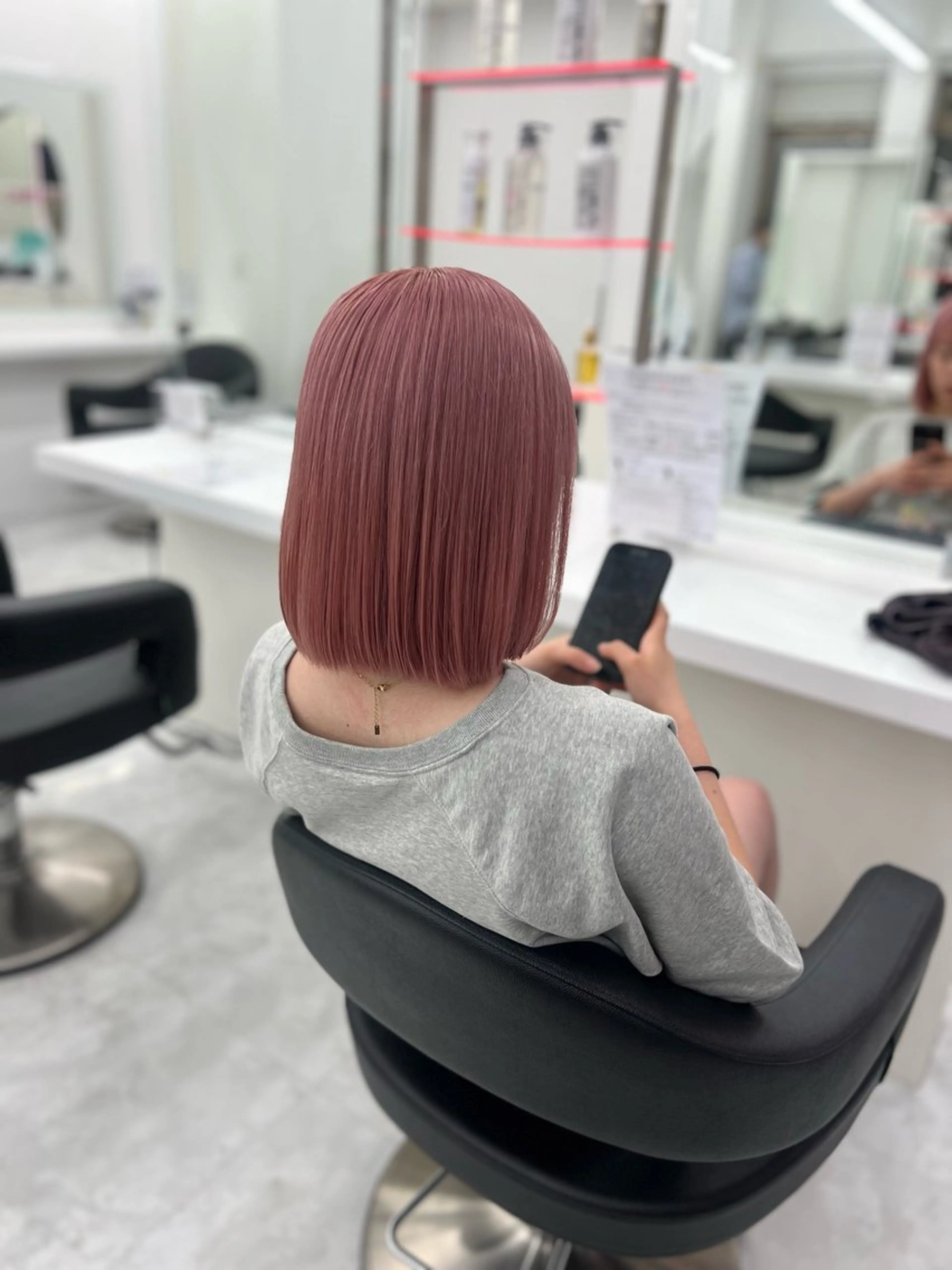 ショート カラー 💖似合わせカラー レイヤー💖縮毛矯正のヘアスタイル