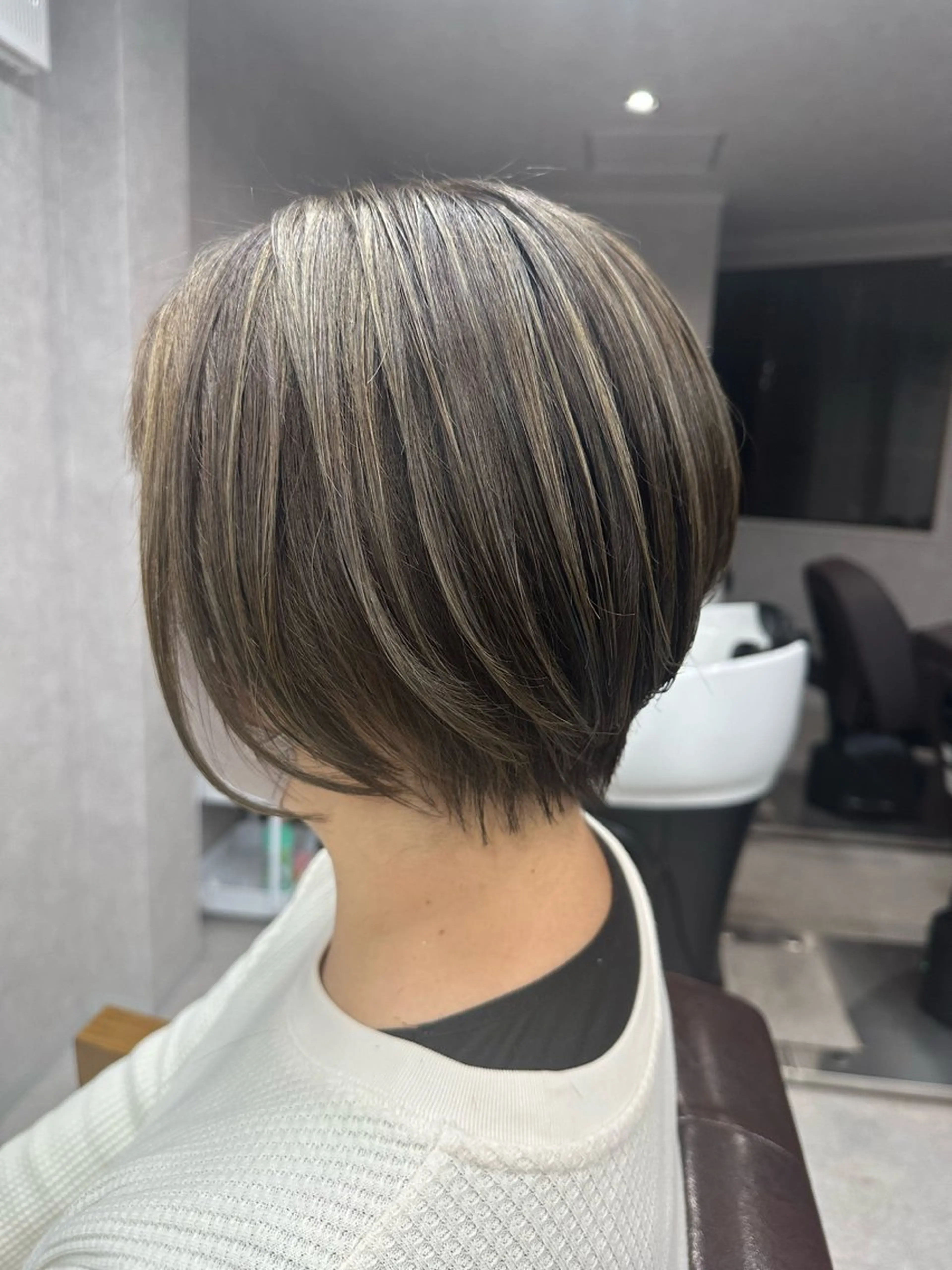 ショート カラー カット ヘアカラー トリートメント Lien 深井店のヘアスタイル