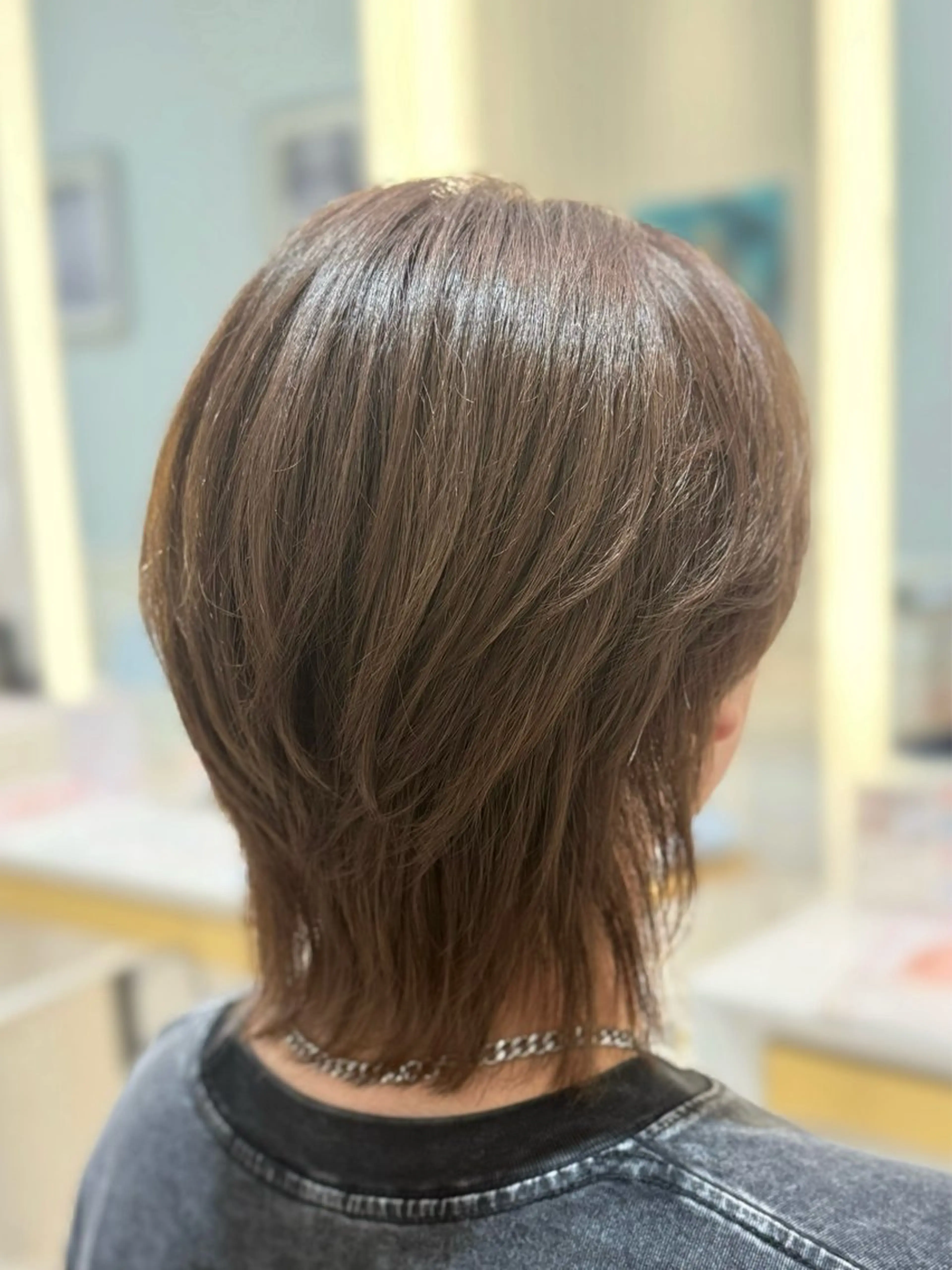 ショート カラー アッシュ ベージュカラー ブリーチ 透明感カラー ブリーチなしカラー カット ヘアカラー 大人メンズパーマ /石川瑠青のヘアスタイル