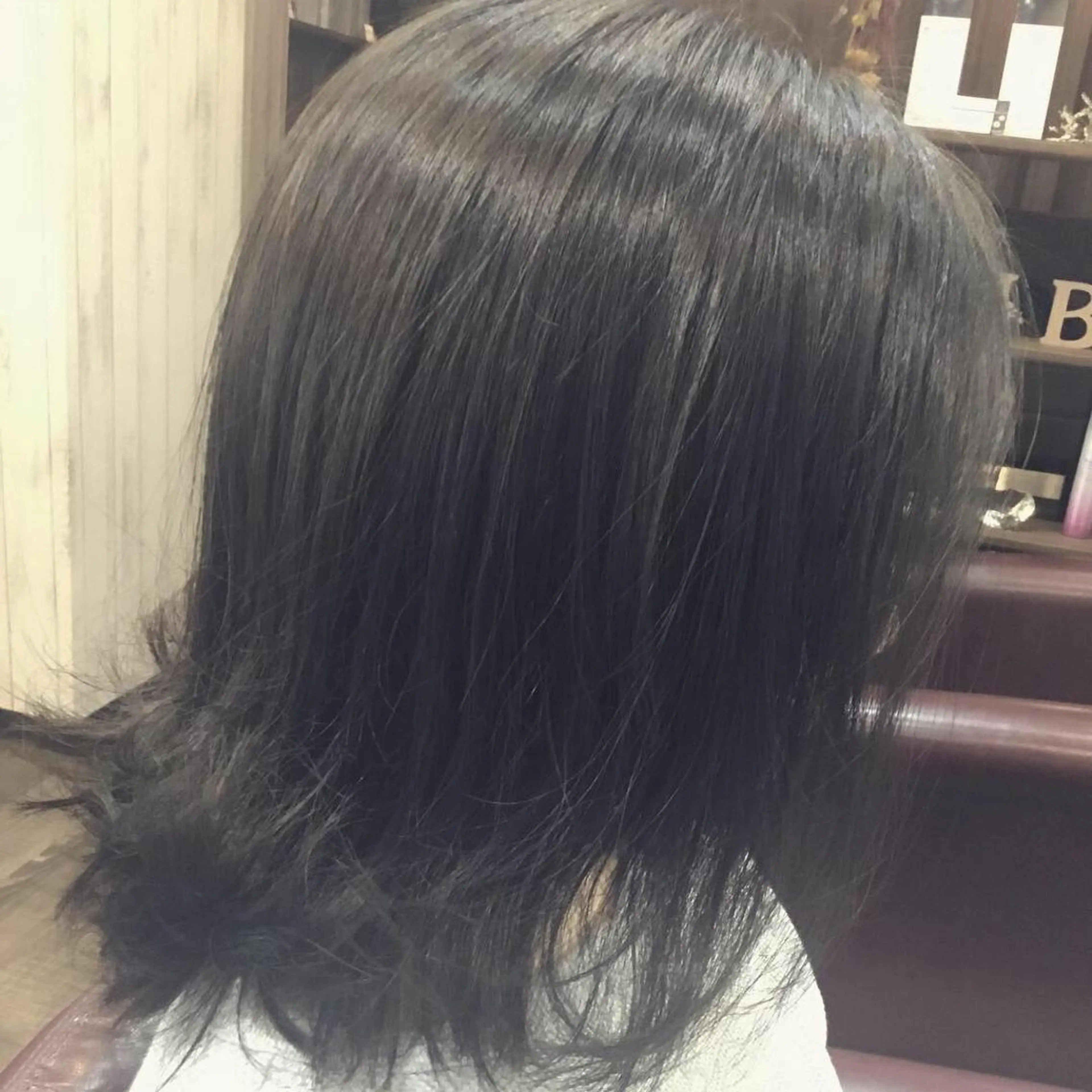 ミディアム カラー 金崎 新吾のヘアスタイル