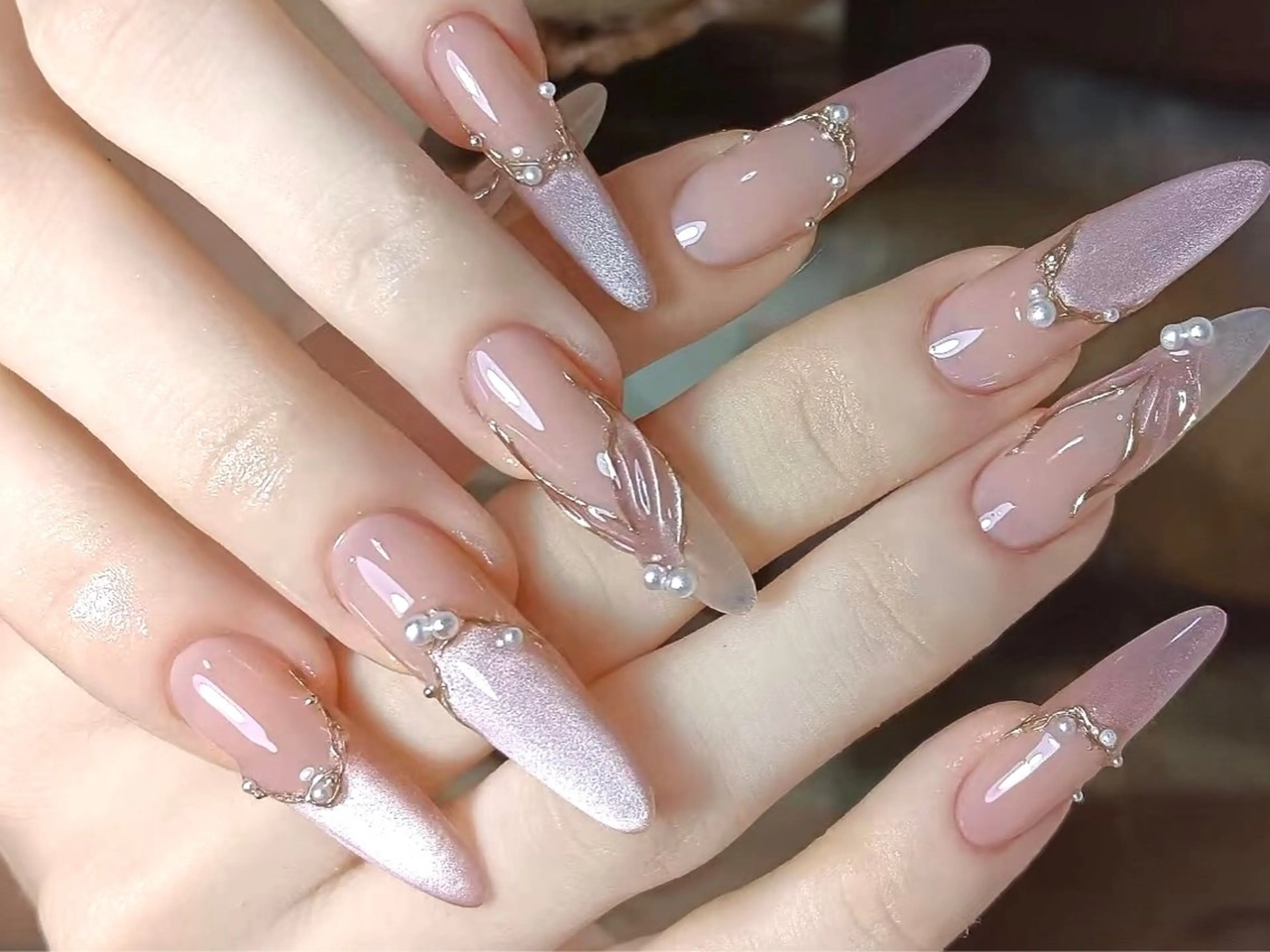 ネイル マグネットネイル ハンドネイル ハンドケア DarkHoney 池袋店のネイルデザイン