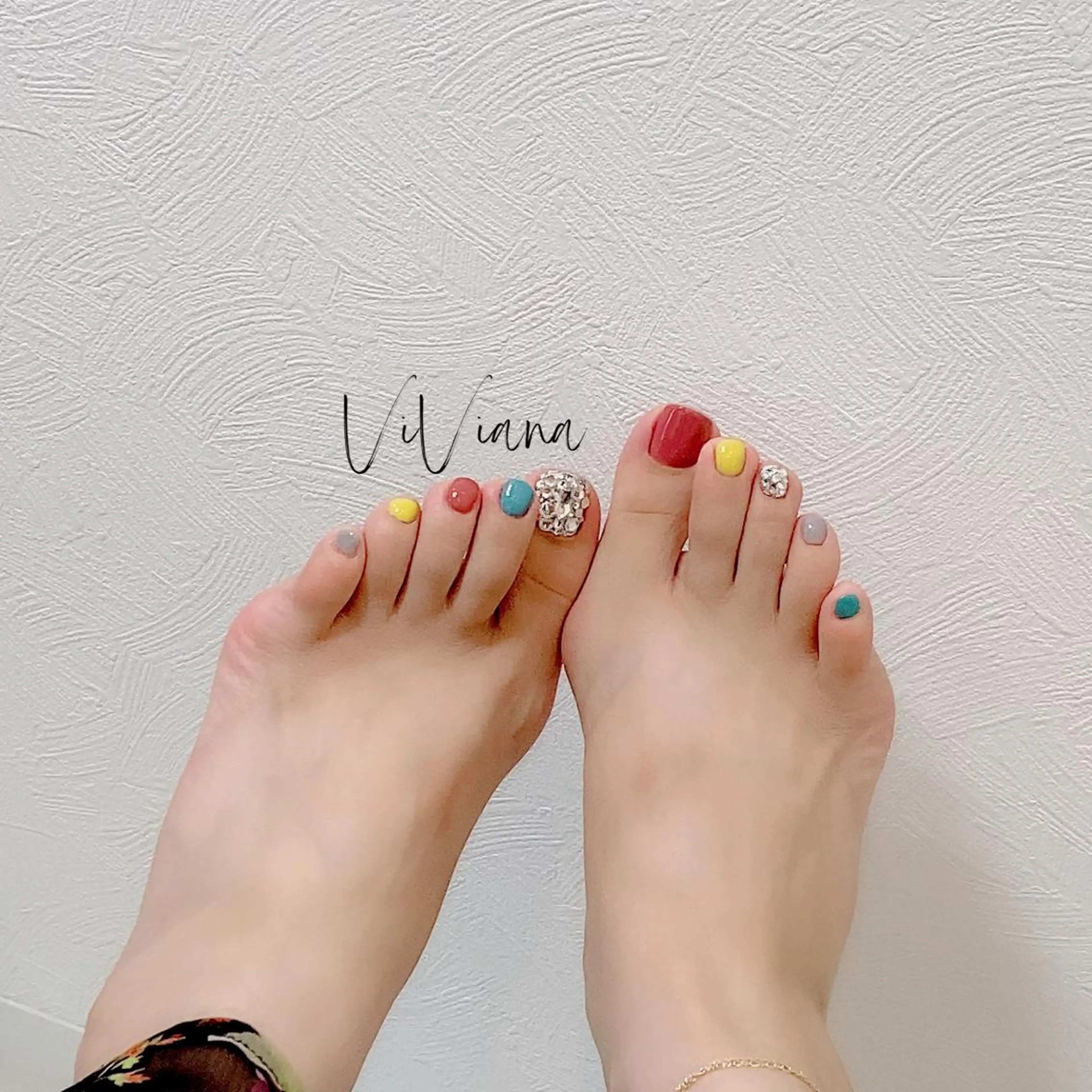 ネイル フットネイル ViViana ｳﾞｨｳﾞｨｱﾅのネイルデザイン