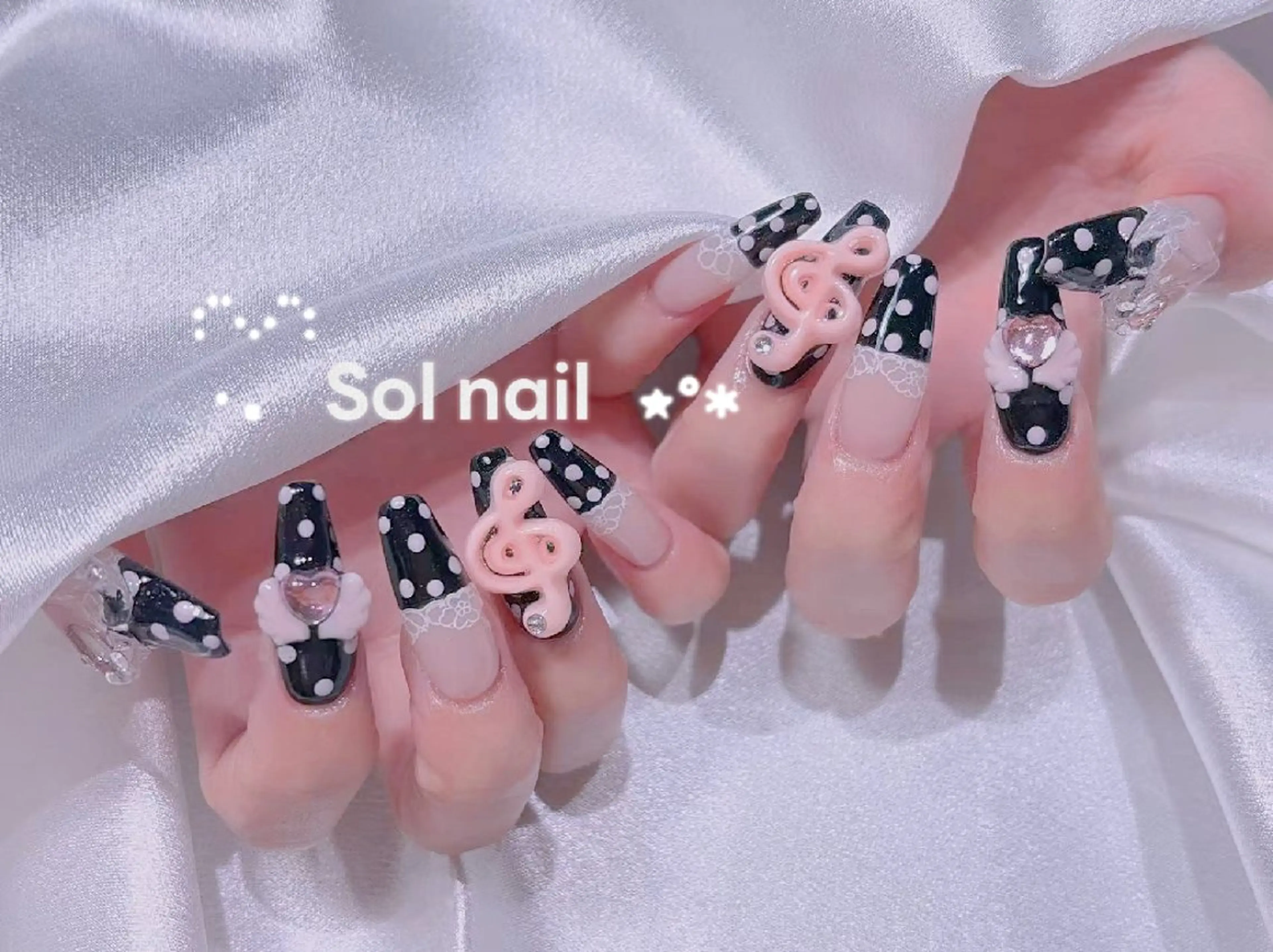 ネイル ハンドネイル ハンドケア パラジェル＆フィルイン取り扱いサロンSol Nail所属・Sol Nail ミネのネイルデザイン