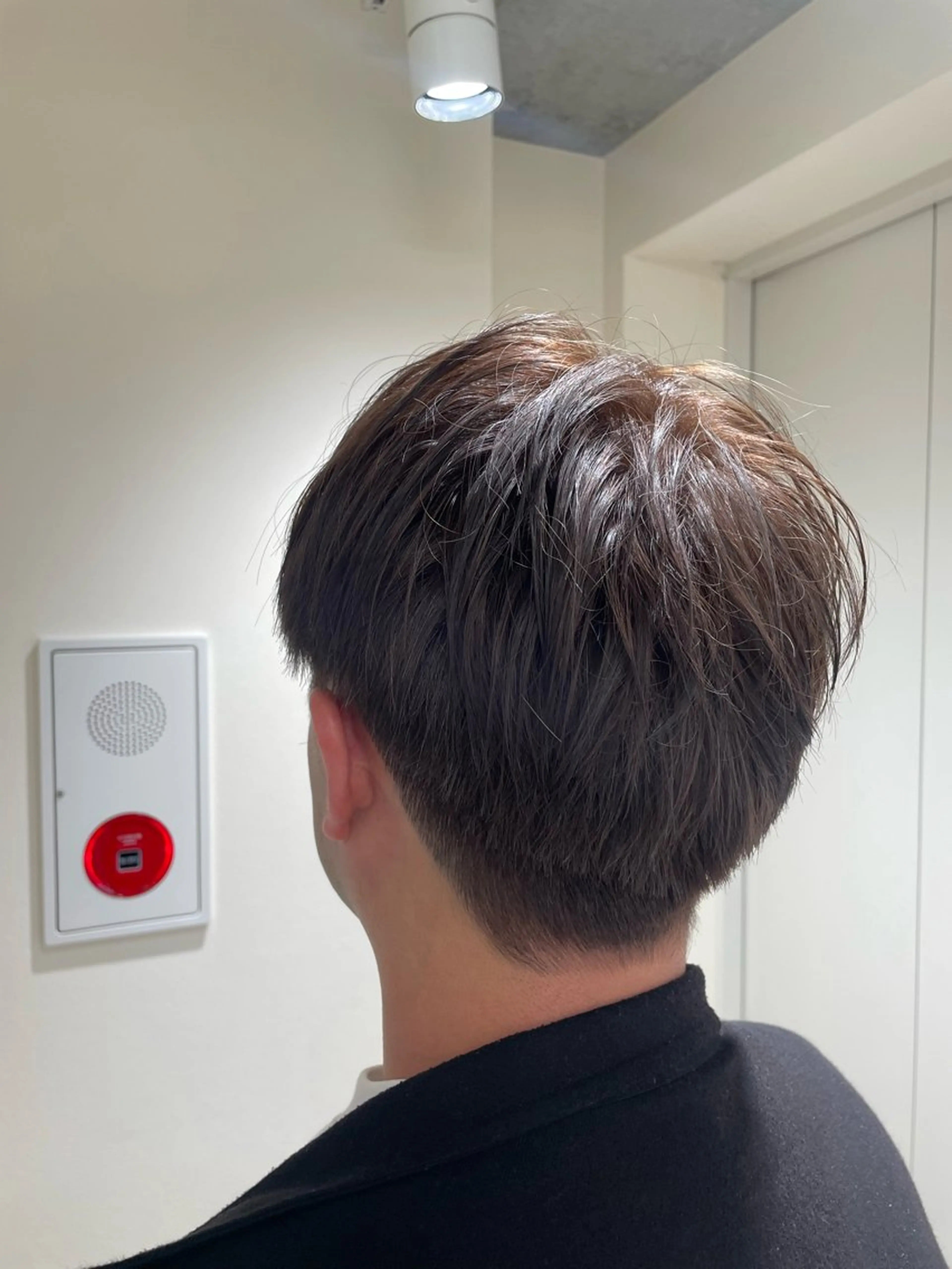 カラー メンズ NaVIユウジ 透明感カラーのヘアスタイル