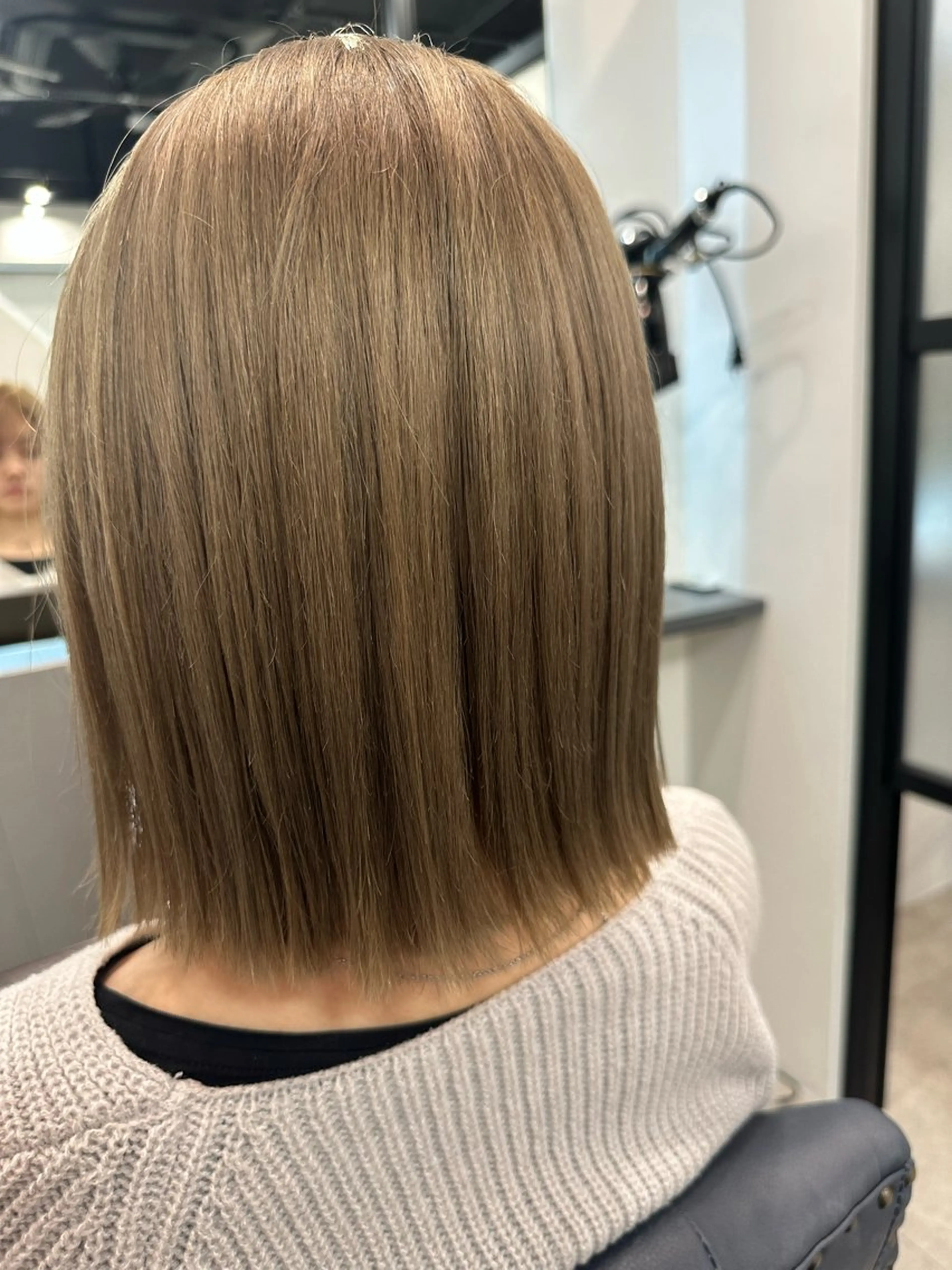 ミディアム 縮毛矯正 トリートメント 酸性ストレート 酸熱トリートメント カット ヘアカラー トリートメント 髪質改善/艶カラー 小池シンのヘアスタイル