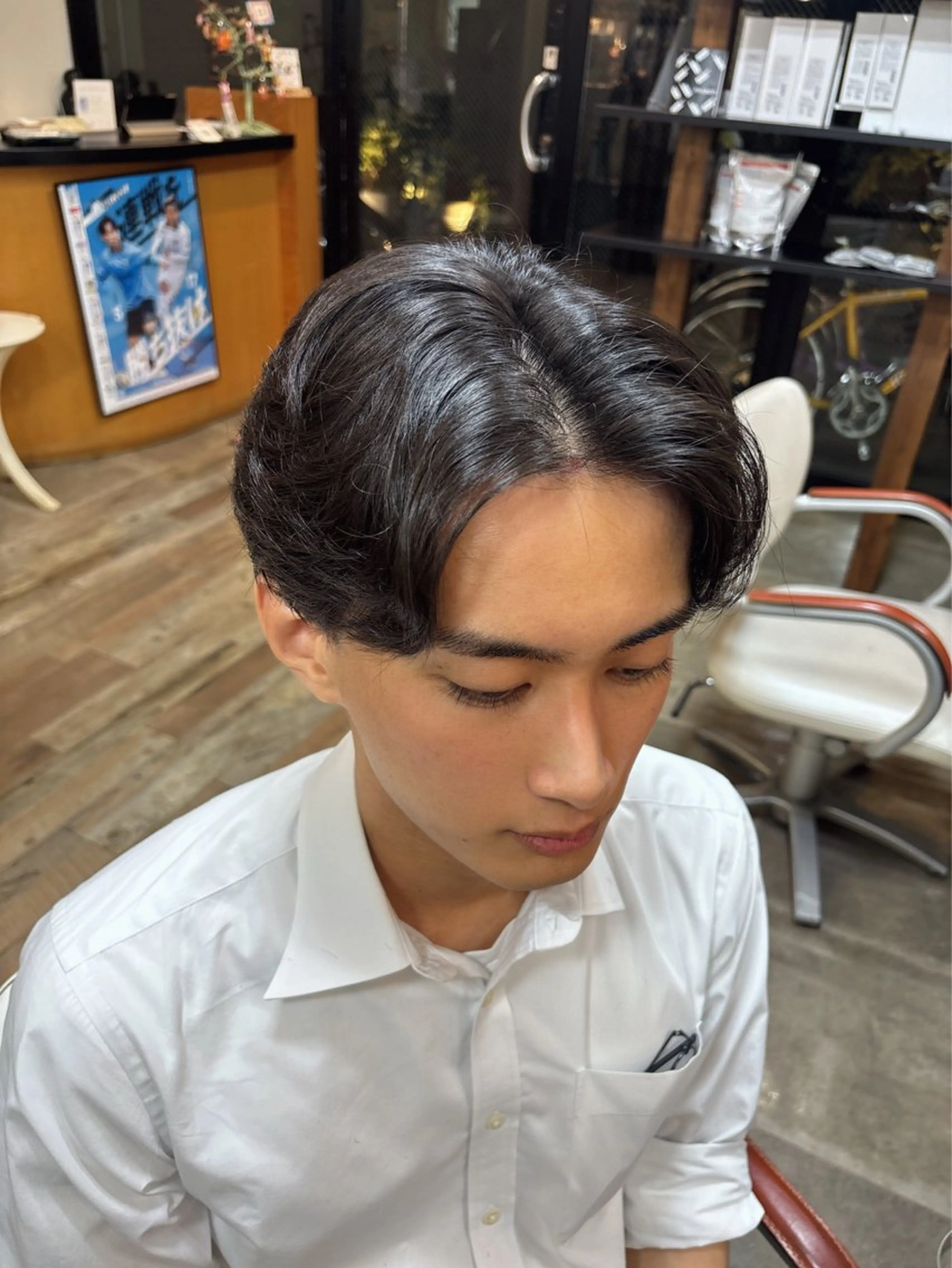 ヘアアレンジ メンズ ビジネス カット イツキ🌕デザインカ ラー🥨髪質改善🫧のヘアスタイル