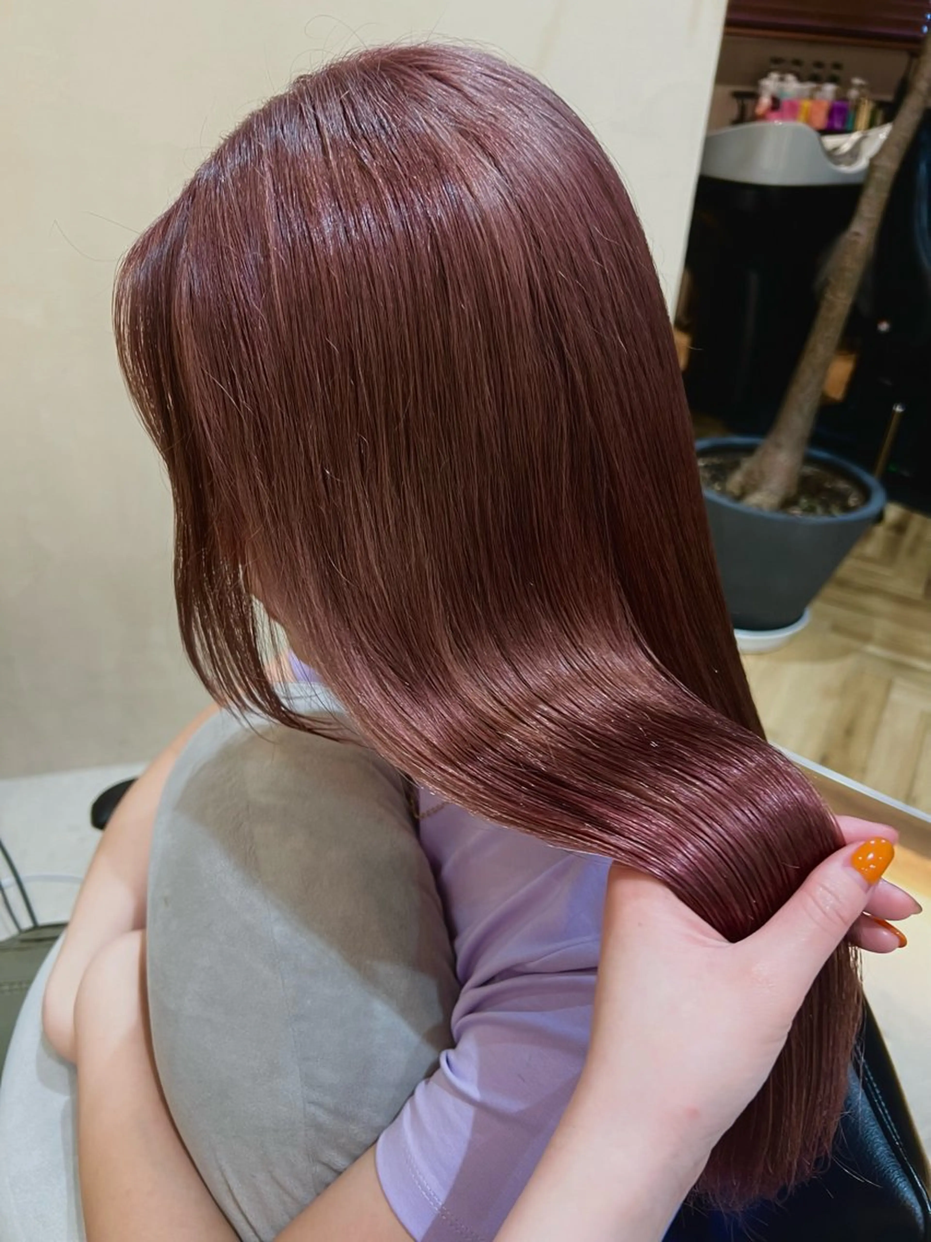 ロング 切りっぱなしボブ ボブ 顔まわりレイヤー 顔周りカット ハイライト 🌈新田 みどり🌈のヘアスタイル