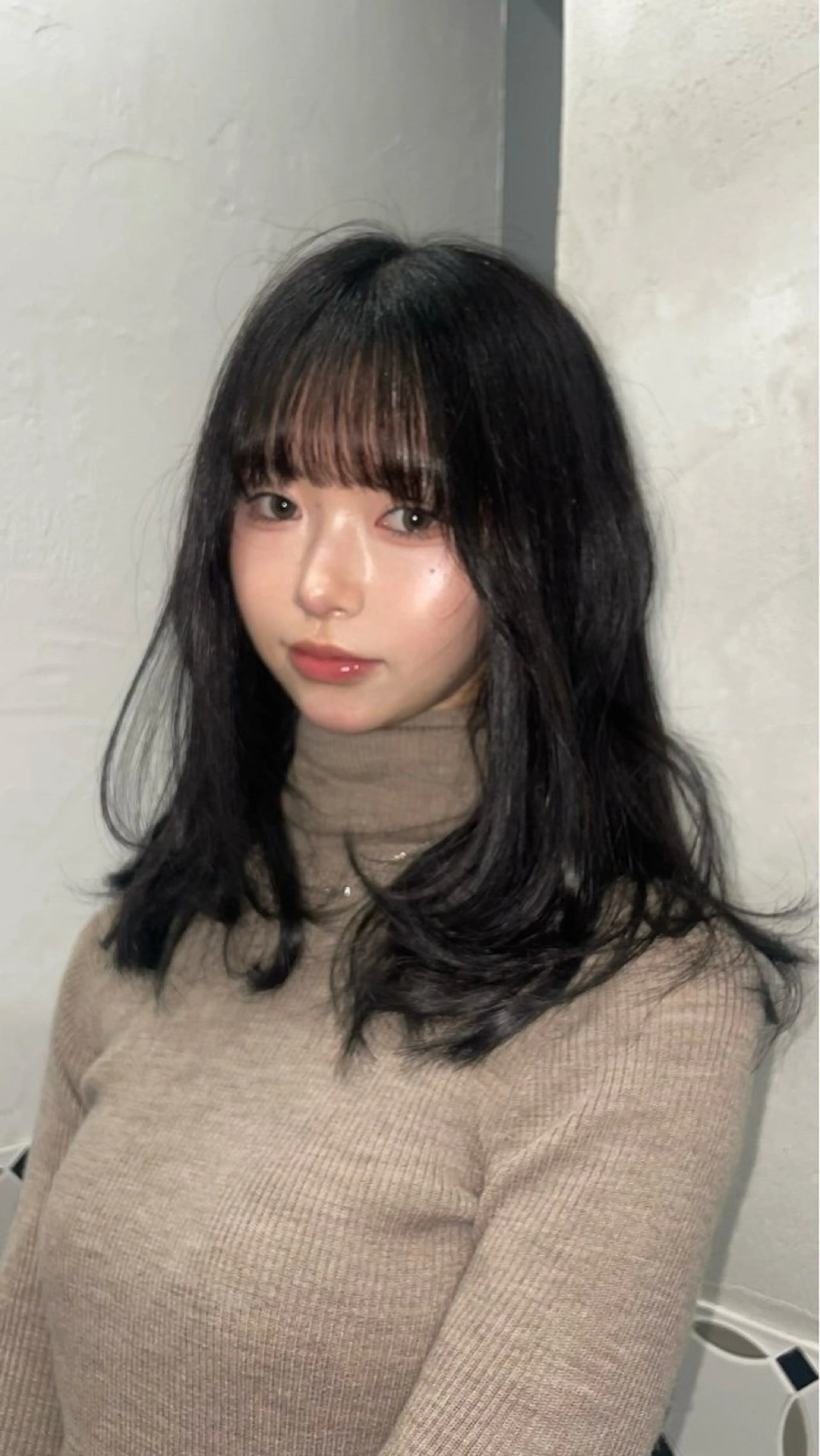 ミディアム NARVIS marinのヘアスタイル
