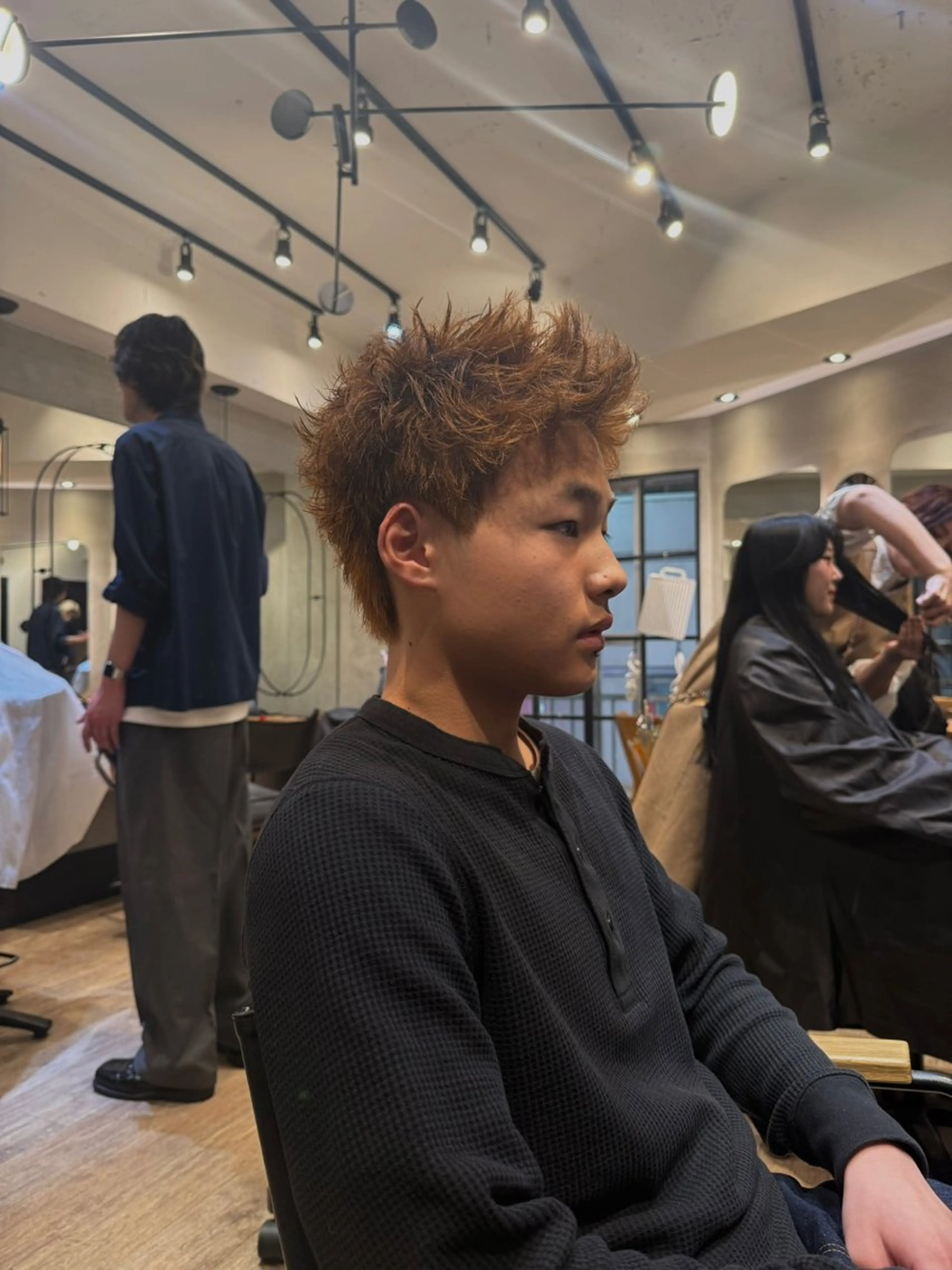 ショート カラー パーマ メンズ メンズパーマ メンズショート スパイキーショート ショートヘア カット パーマ メンズショート/ピン パーマ/新宿/フウガのヘアスタイル