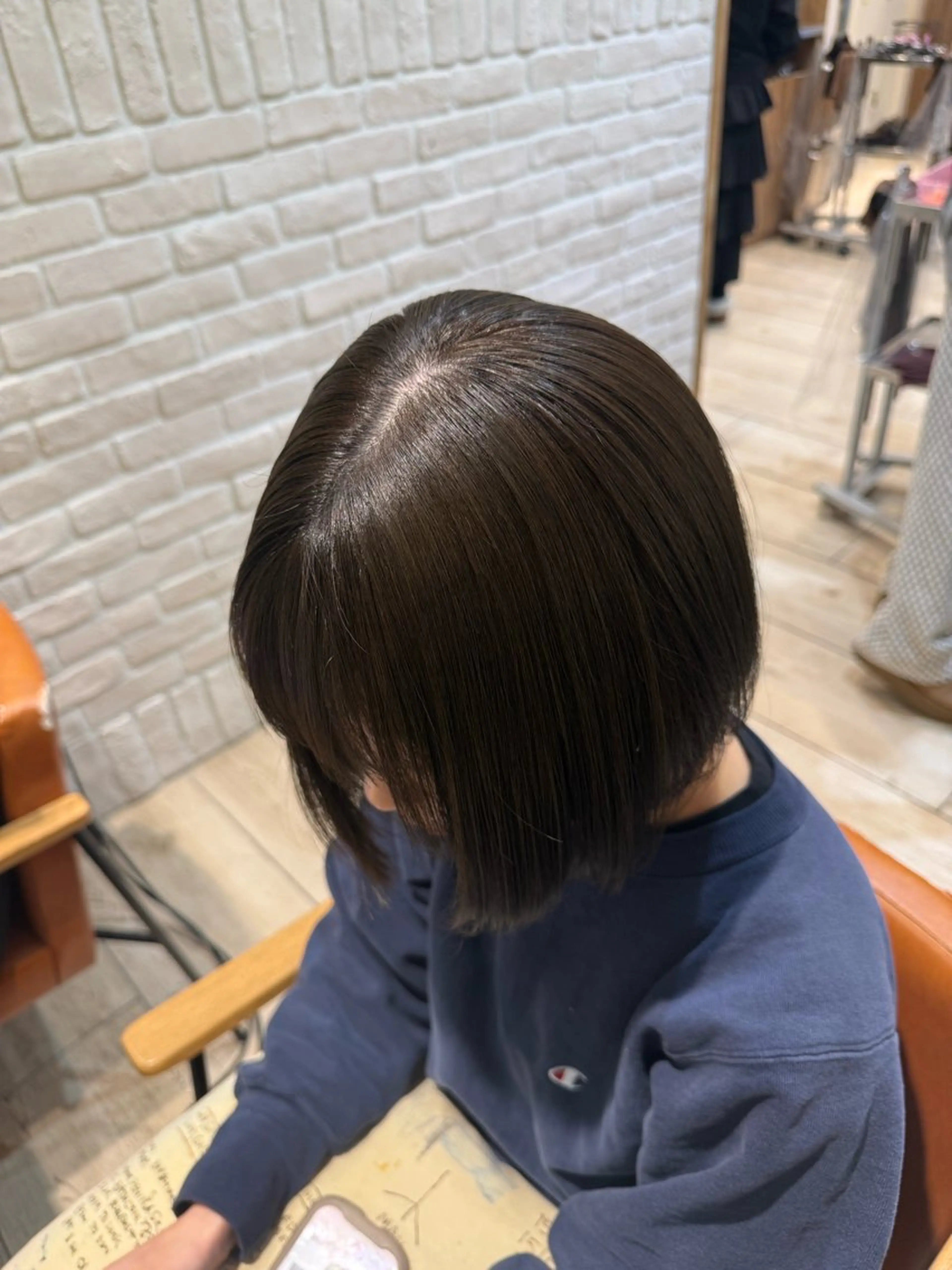 ミディアム カラー 🎨ハイトーン レイヤーカットやまとのヘアスタイル