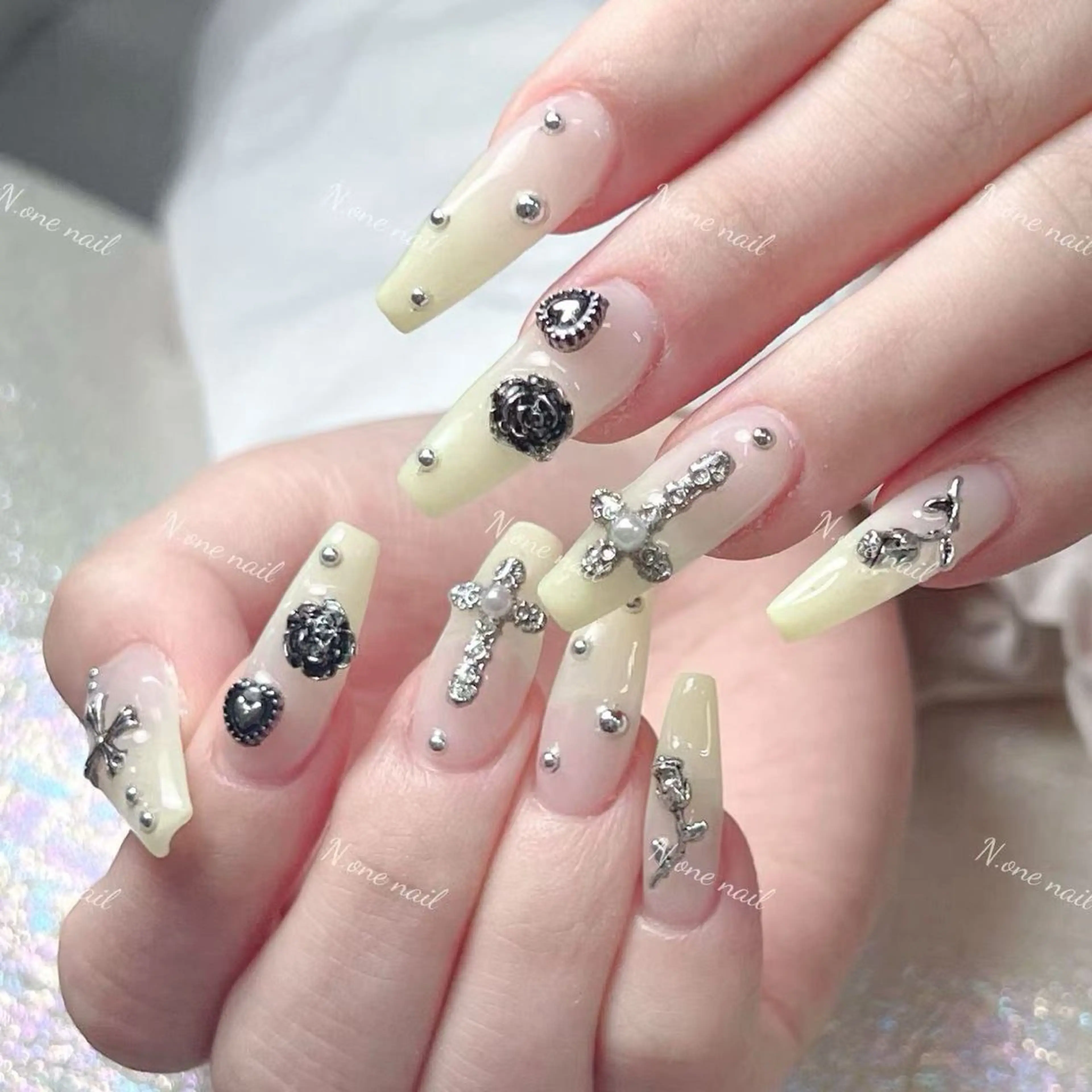 ネイル N.one 🎀ユイ🎀のネイルデザイン