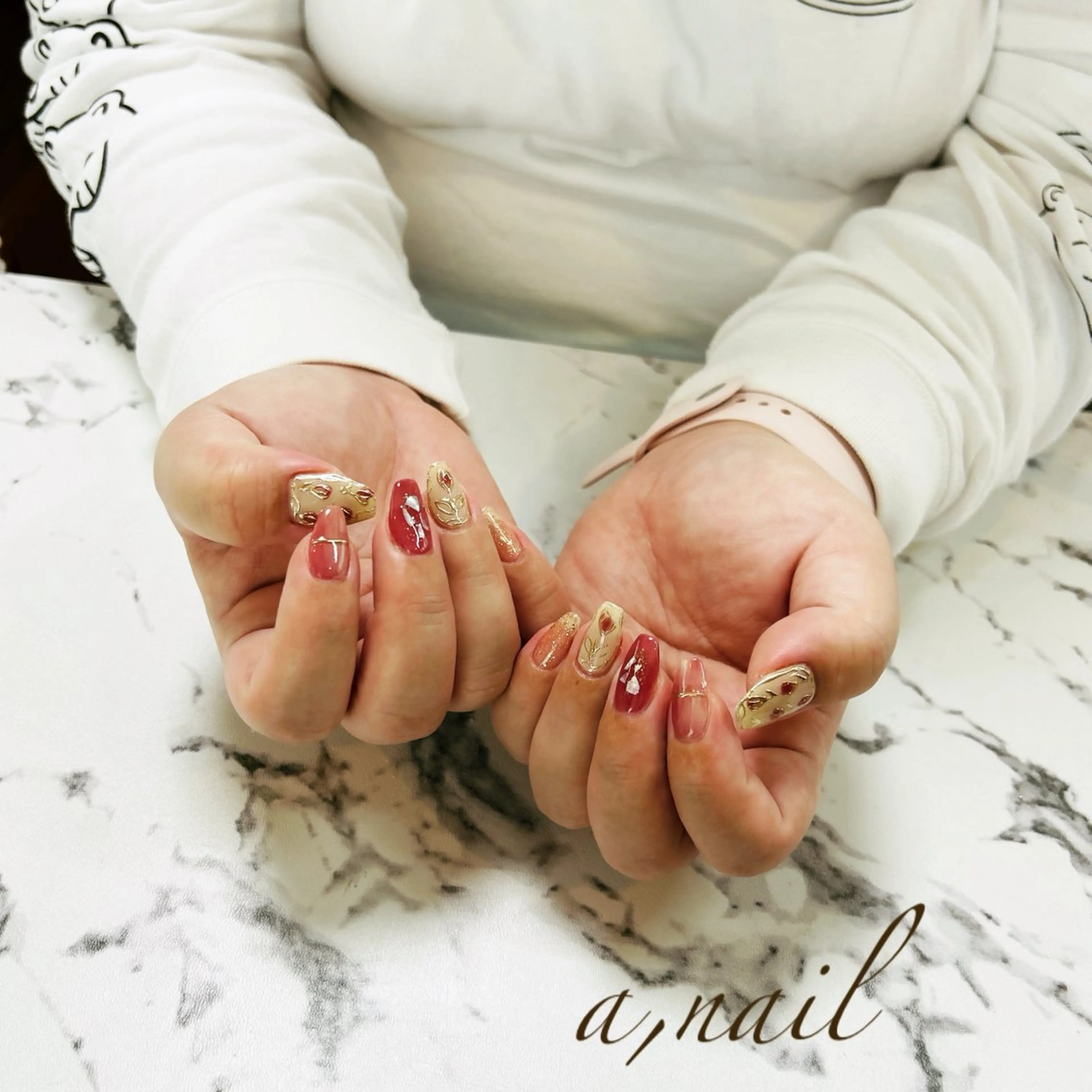 ネイル フラワーネイル ジェルネイル グラデーション ミラーネイル ニュアンスネイル ハンドネイル ネイルサロン エーネイルのネイルデザイン