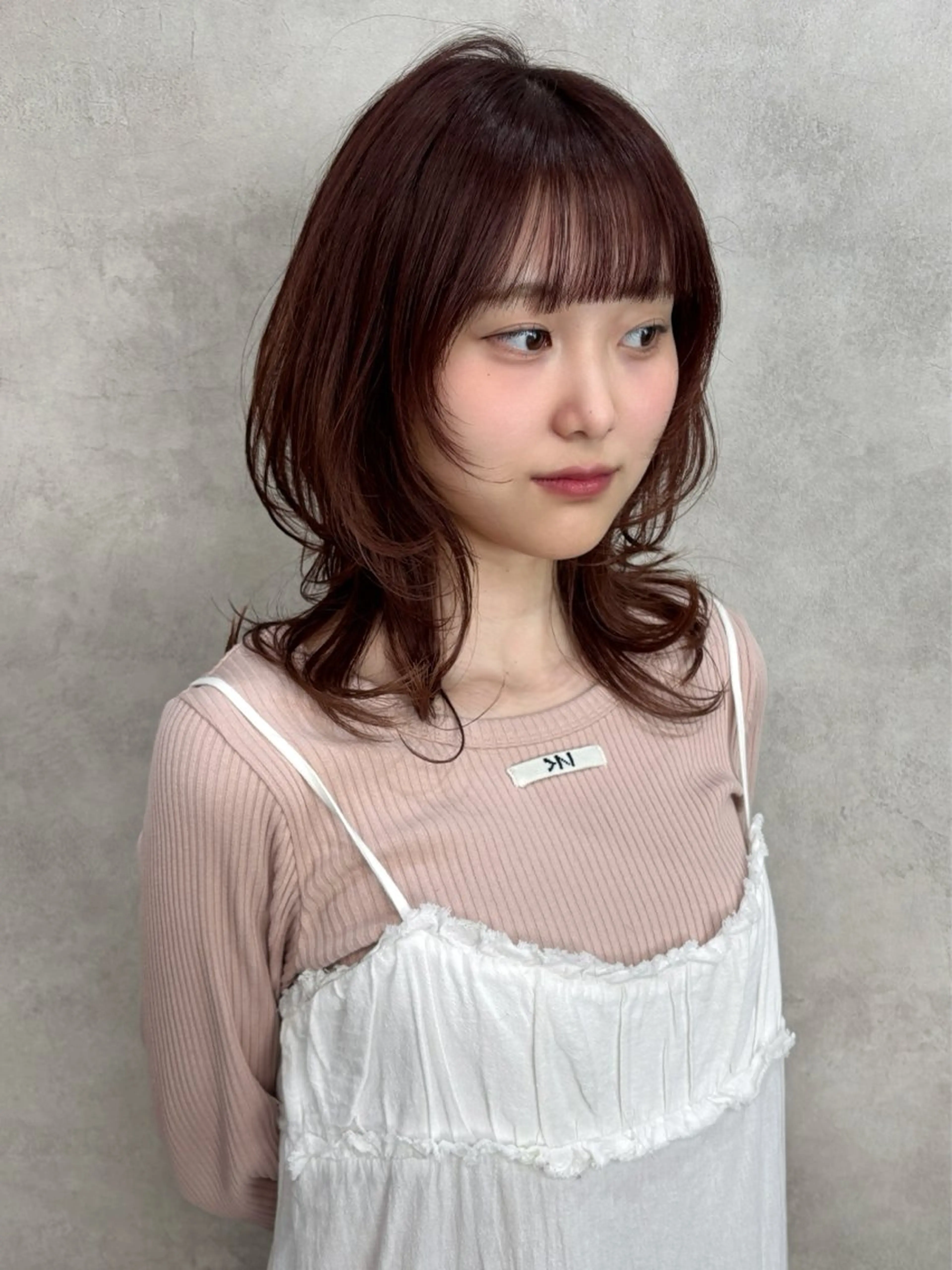 ミディアム カラー ハッシュカット ウルフカット カット ヘアカラー トリートメント 🖤顔まわり 盛れヘア⟡アズサ🖤のヘアスタイル