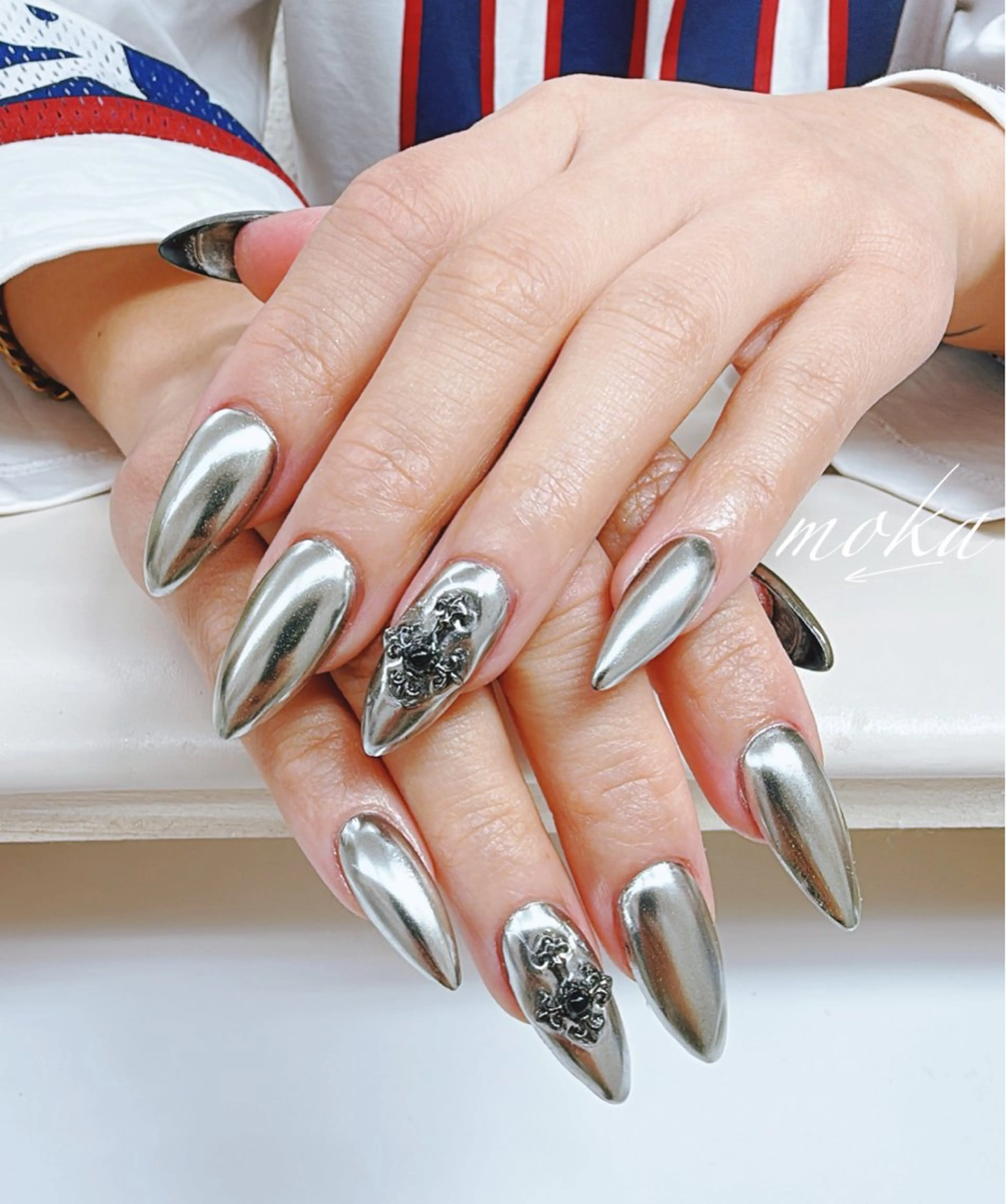 ネイル 胡蝶蘭レディースサロ ンNailMOKAのネイルデザイン