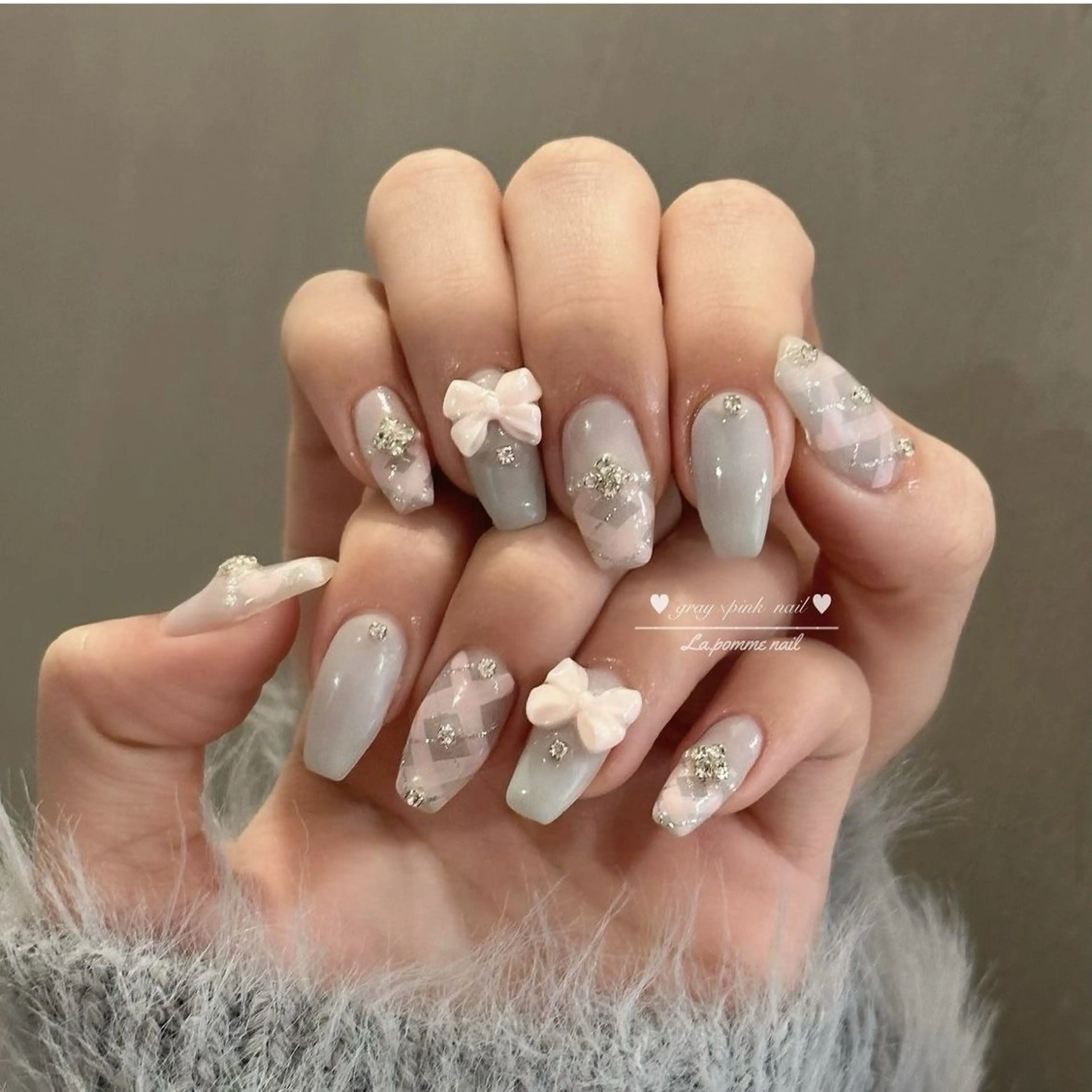 ネイル マグネットネイル ピンク ネイルチップ 冬ネイル Lee Nailsのネイルデザイン