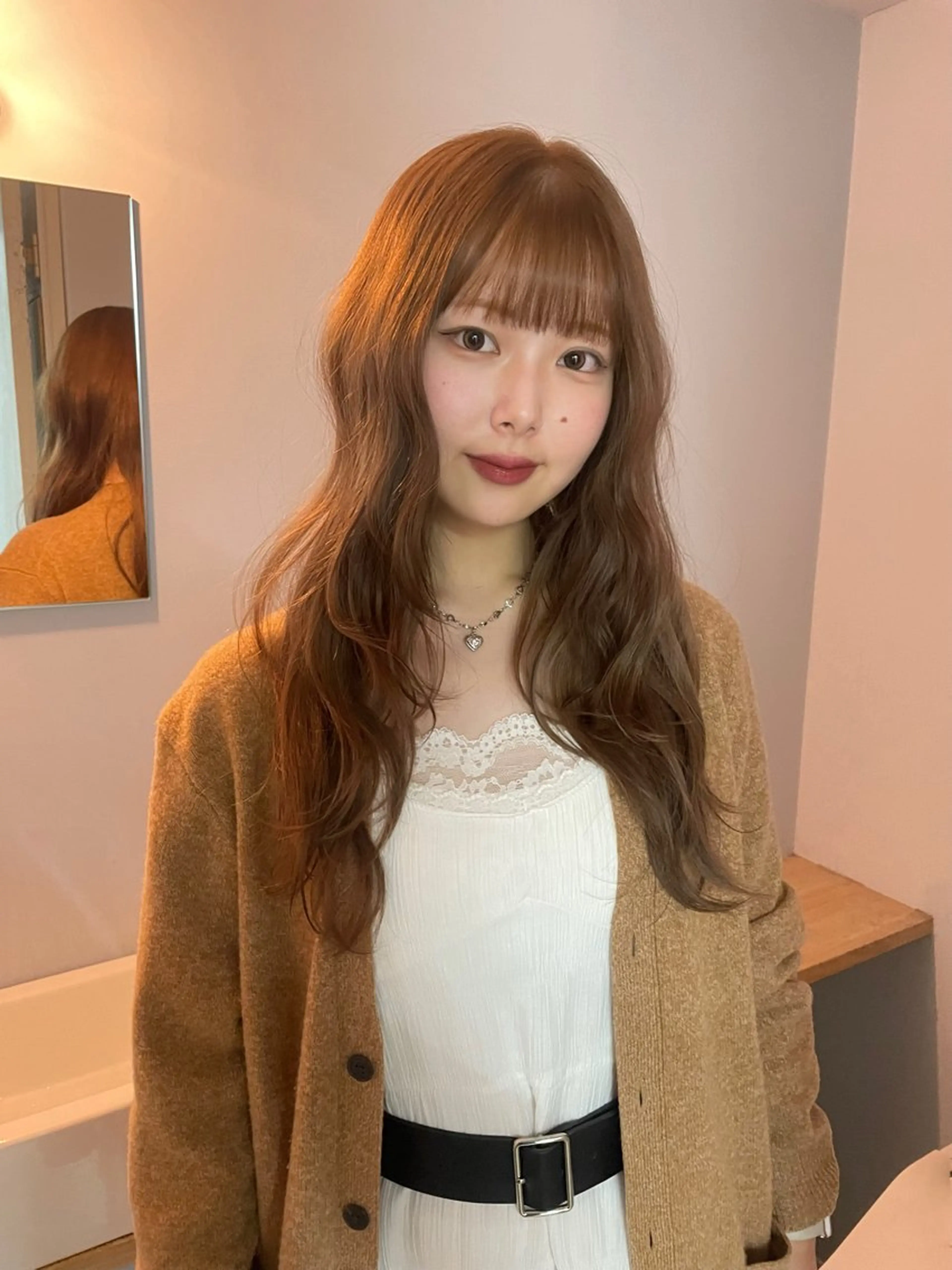 ロング カラー ヘアカラー トリートメント カットモデル/ ハイトーン/ゆうあのヘアスタイル