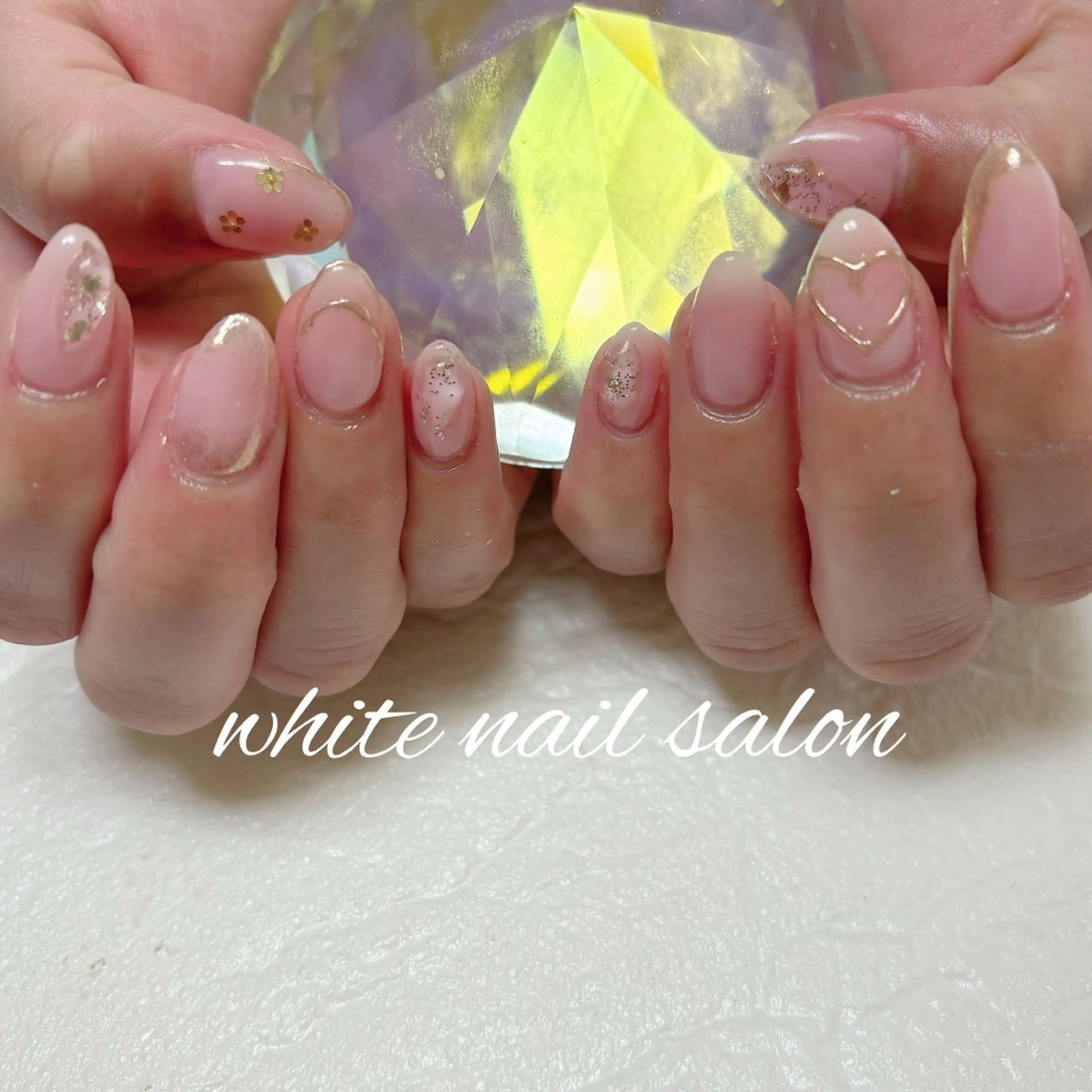 ネイル フットネイル 持ち込み ハンドネイル white nail salonのネイルデザイン