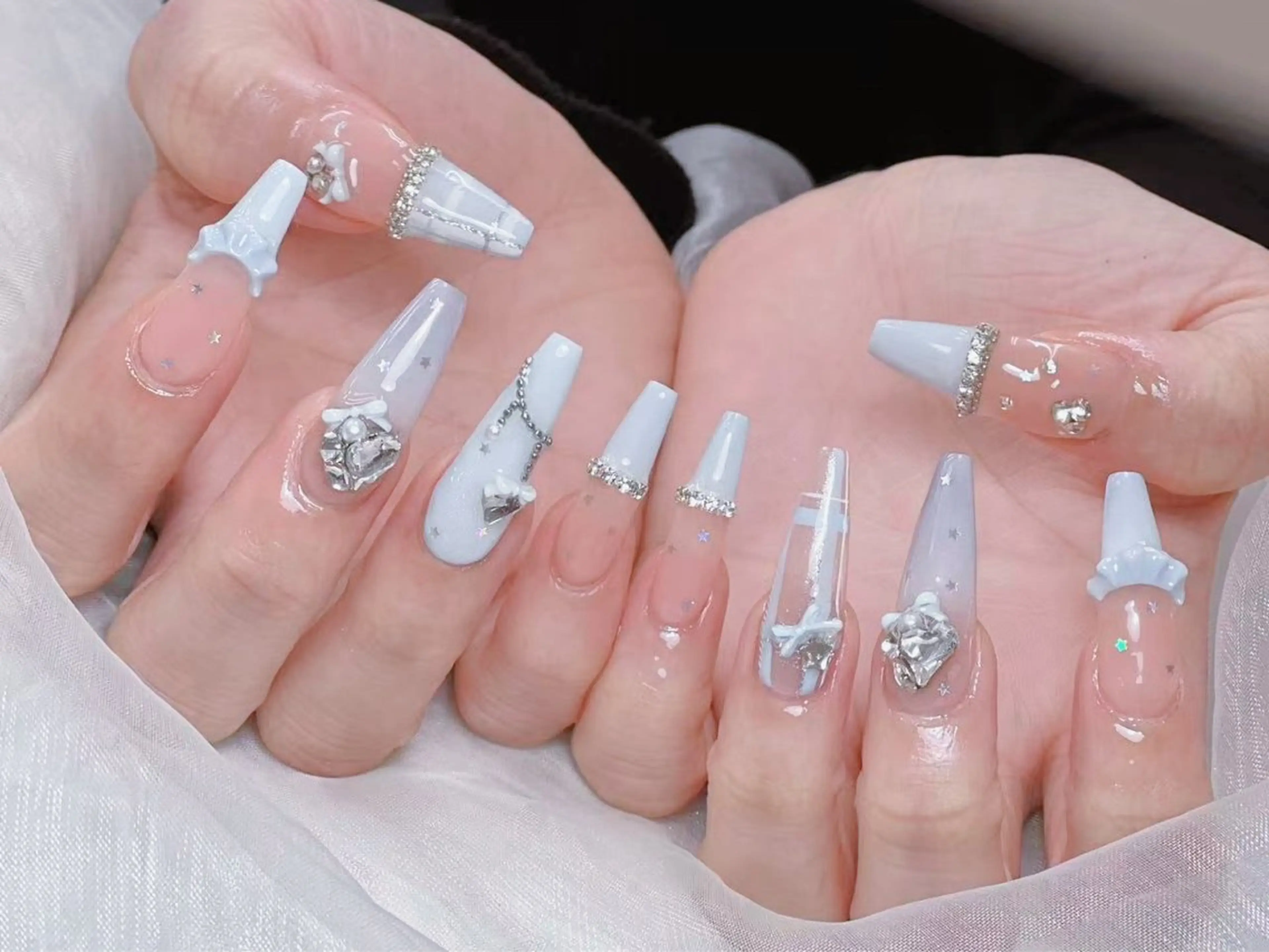 メンズ ネイル アートネイル フレンチネイル ジェルネイル ハート キラキラネイル ハンドネイル Bloom スカルプ専門店のネイルデザイン