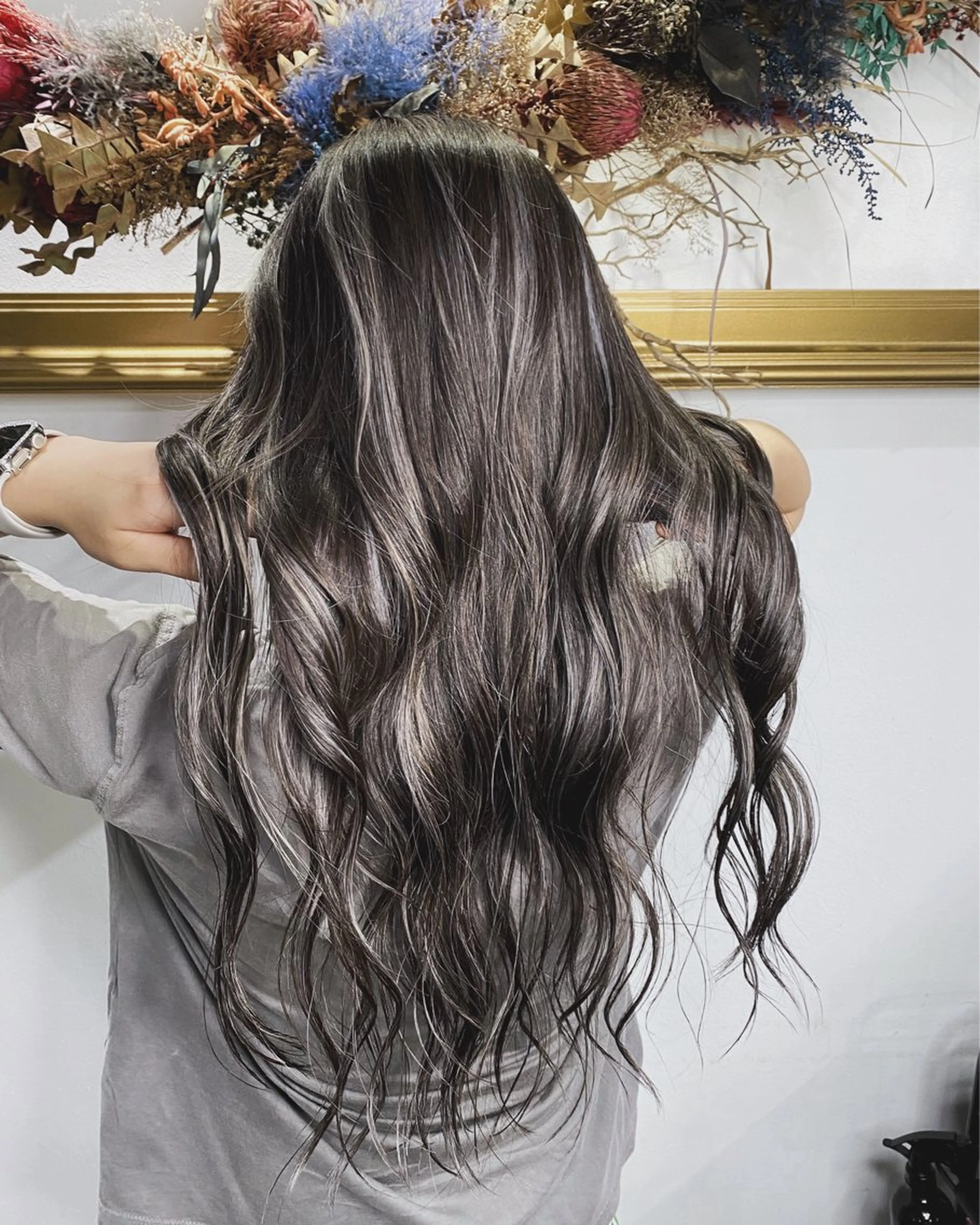 ロング ハイライト 山影✨バレイヤージュ ハイライト✨メンズ◎のヘアスタイル