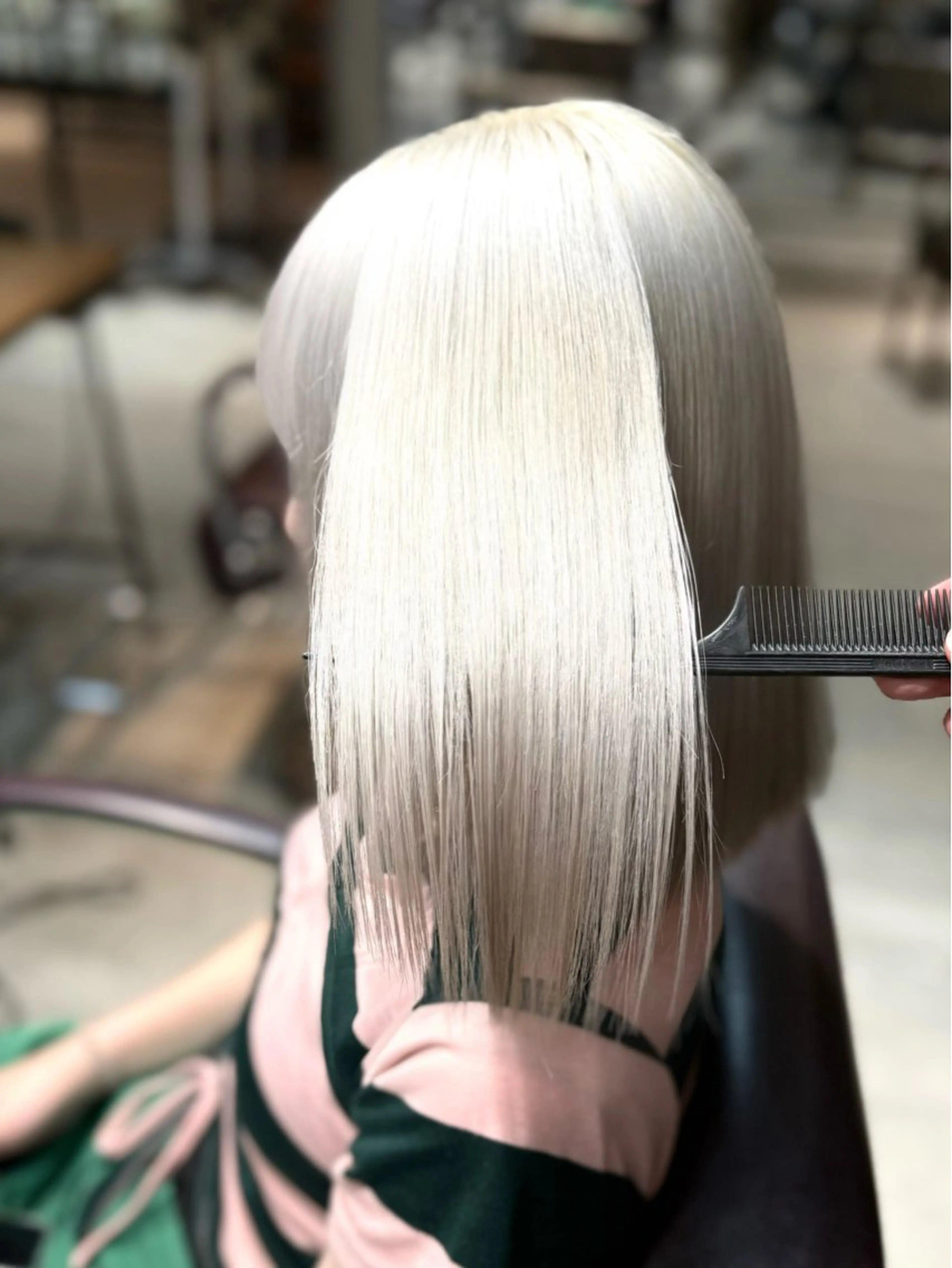 ミディアム カラー 🎀ハイトーン・艶 カラー HANA🎀のヘアスタイル