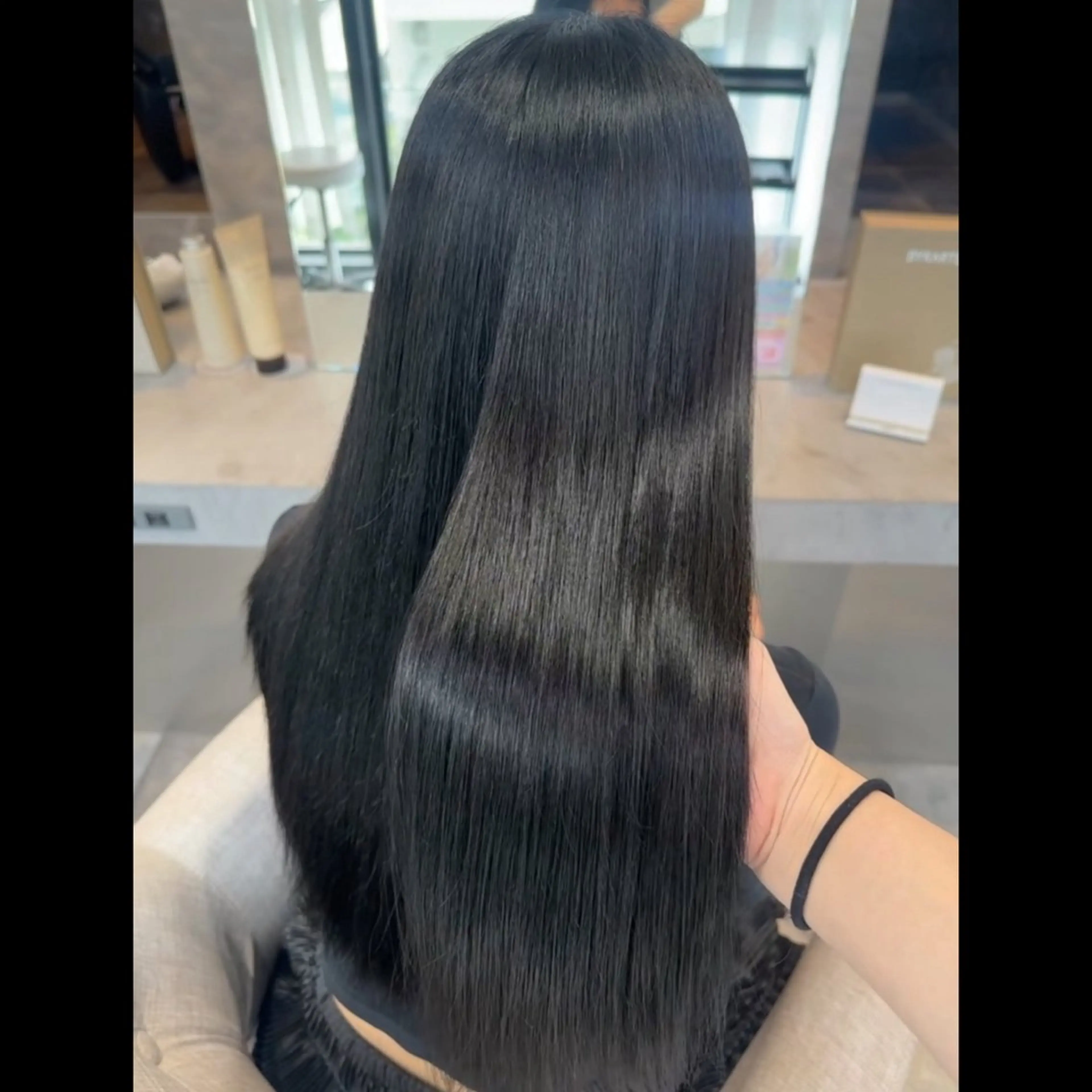 ロング カラー ヘアアレンジ ダークグレー ダークグレージュ グレージュ トリートメント ヘアカラー エクステ 🖤kana/艶髪/ 韓国風暗髪カラー🖤のヘアスタイル