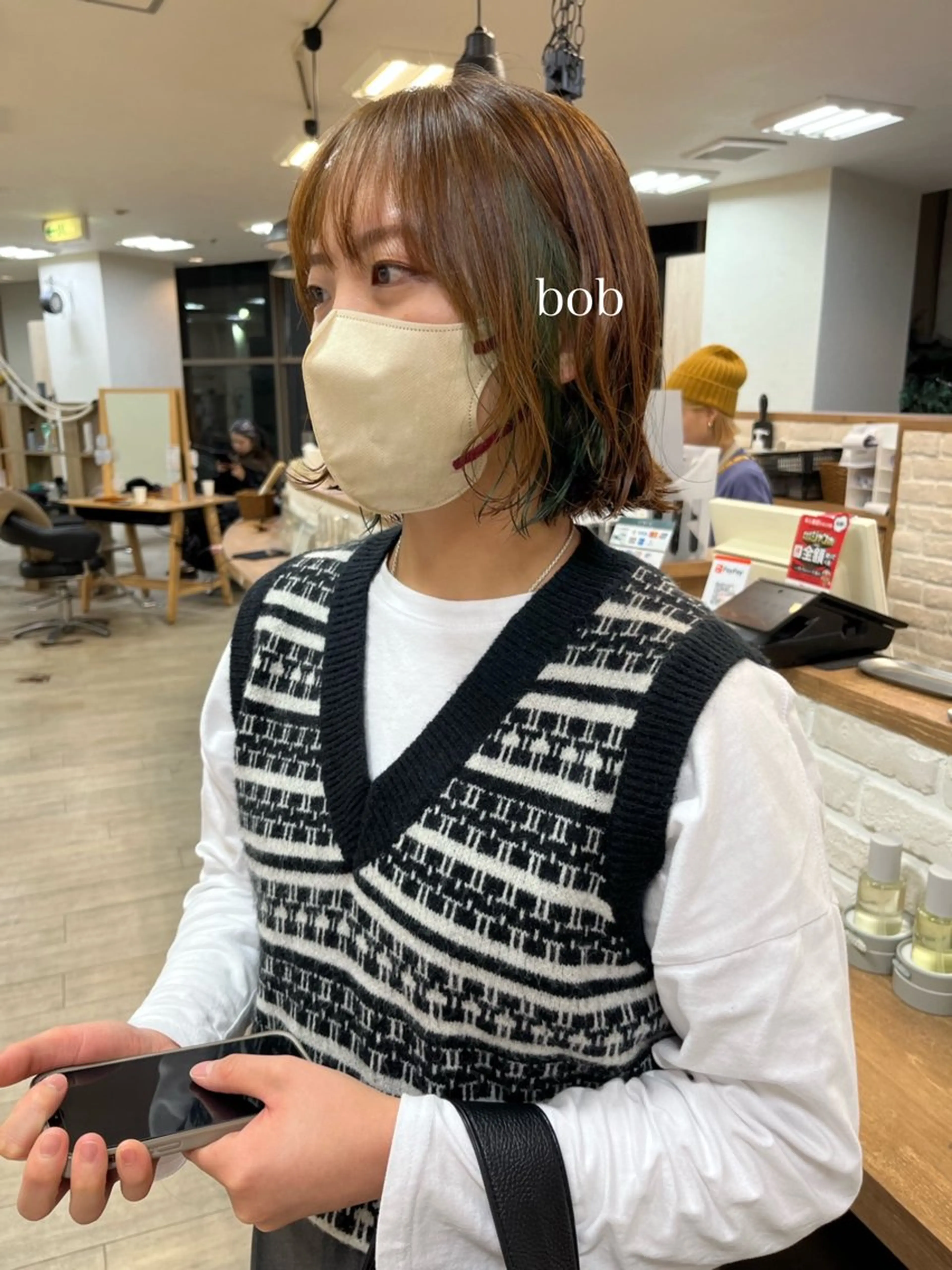 ショート カラー 切りっぱなしボブ ショートボブ ハンサムショート イヤリングカラー ボブ カット ヘアカラー トリートメント 初めてのショート お任せください✂️のヘアスタイル