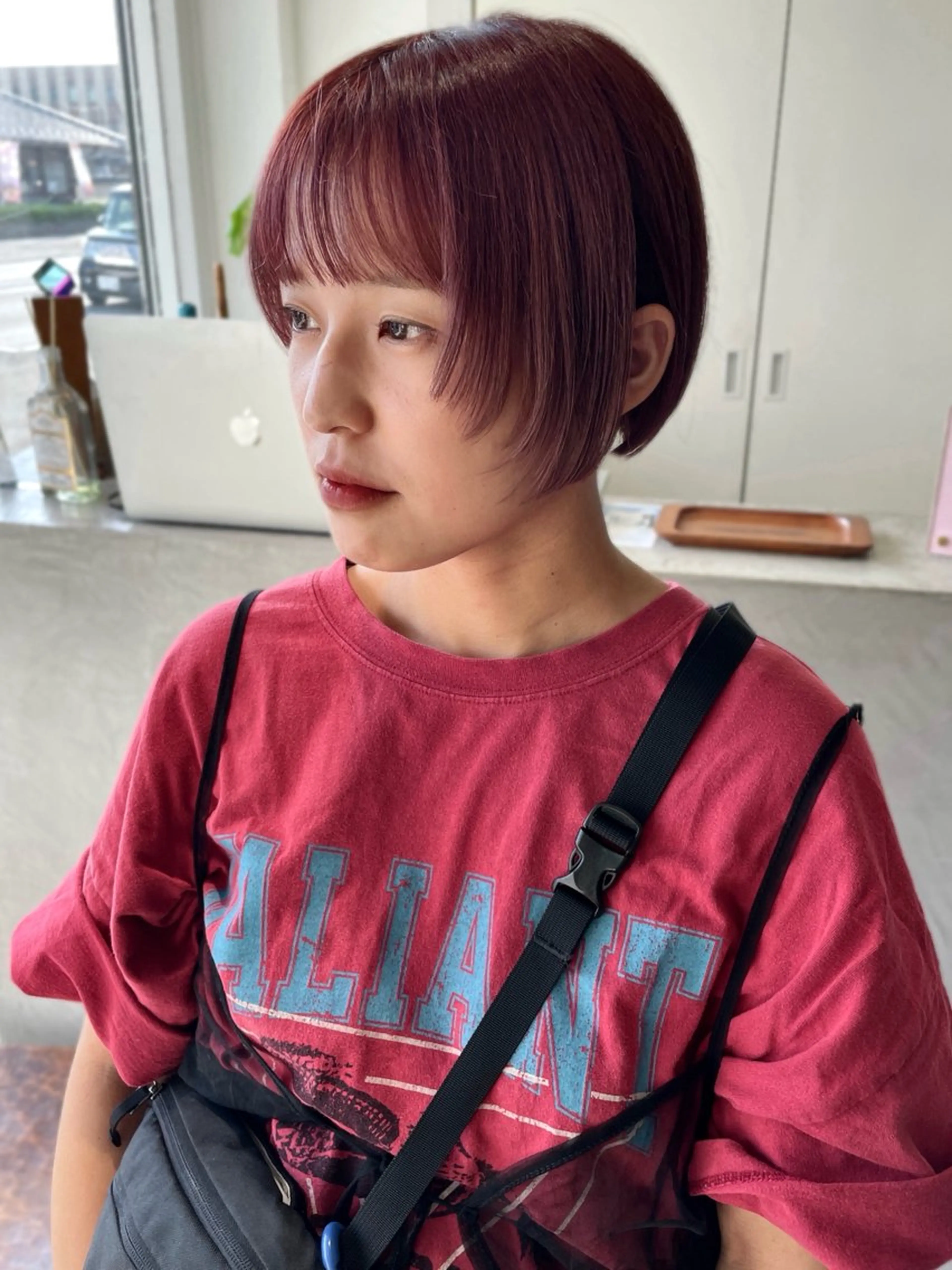 ショート カラー カット ヘアカラー 林 千聖のヘアスタイル