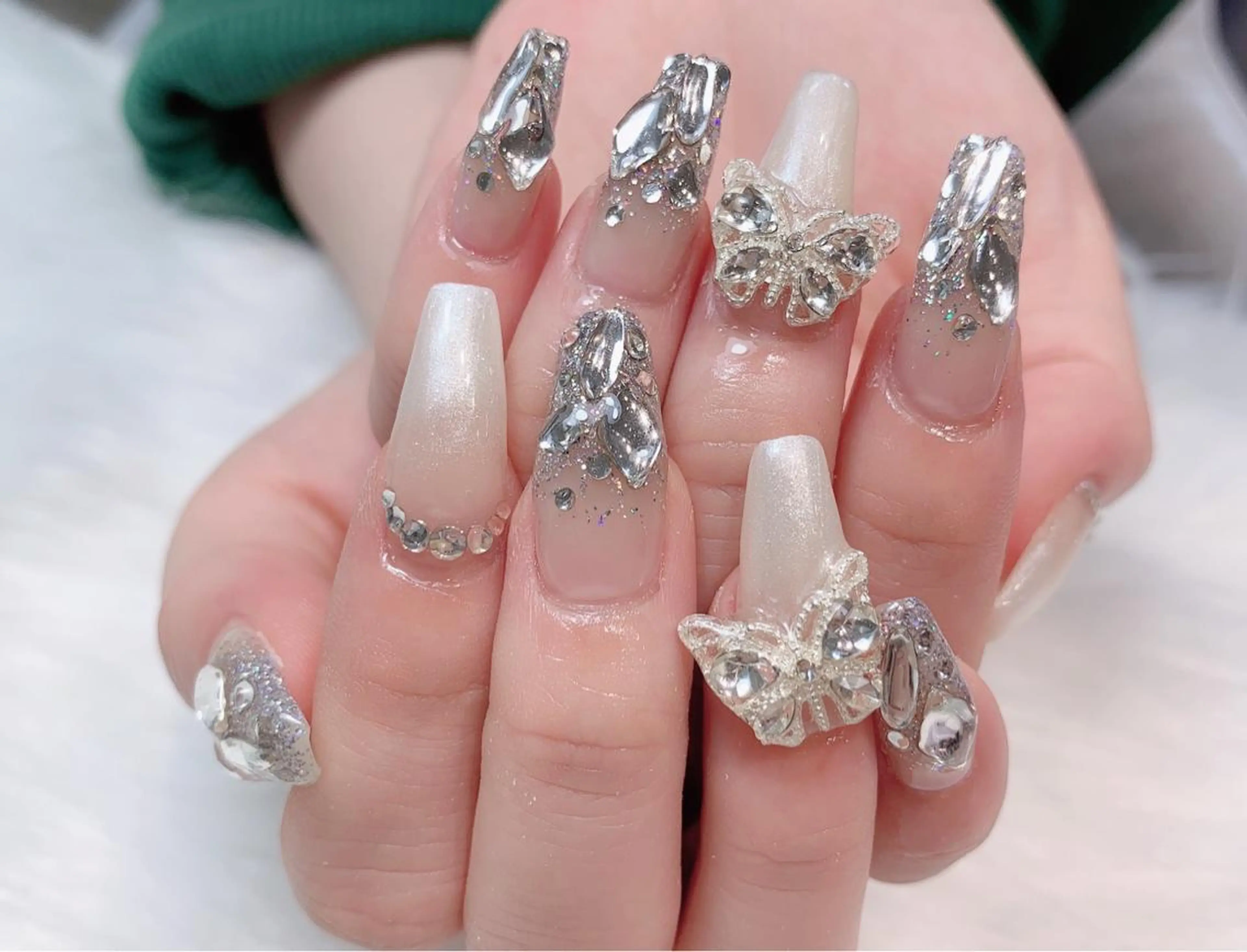 ロング ネイル Mint NAILSALONのネイルデザイン