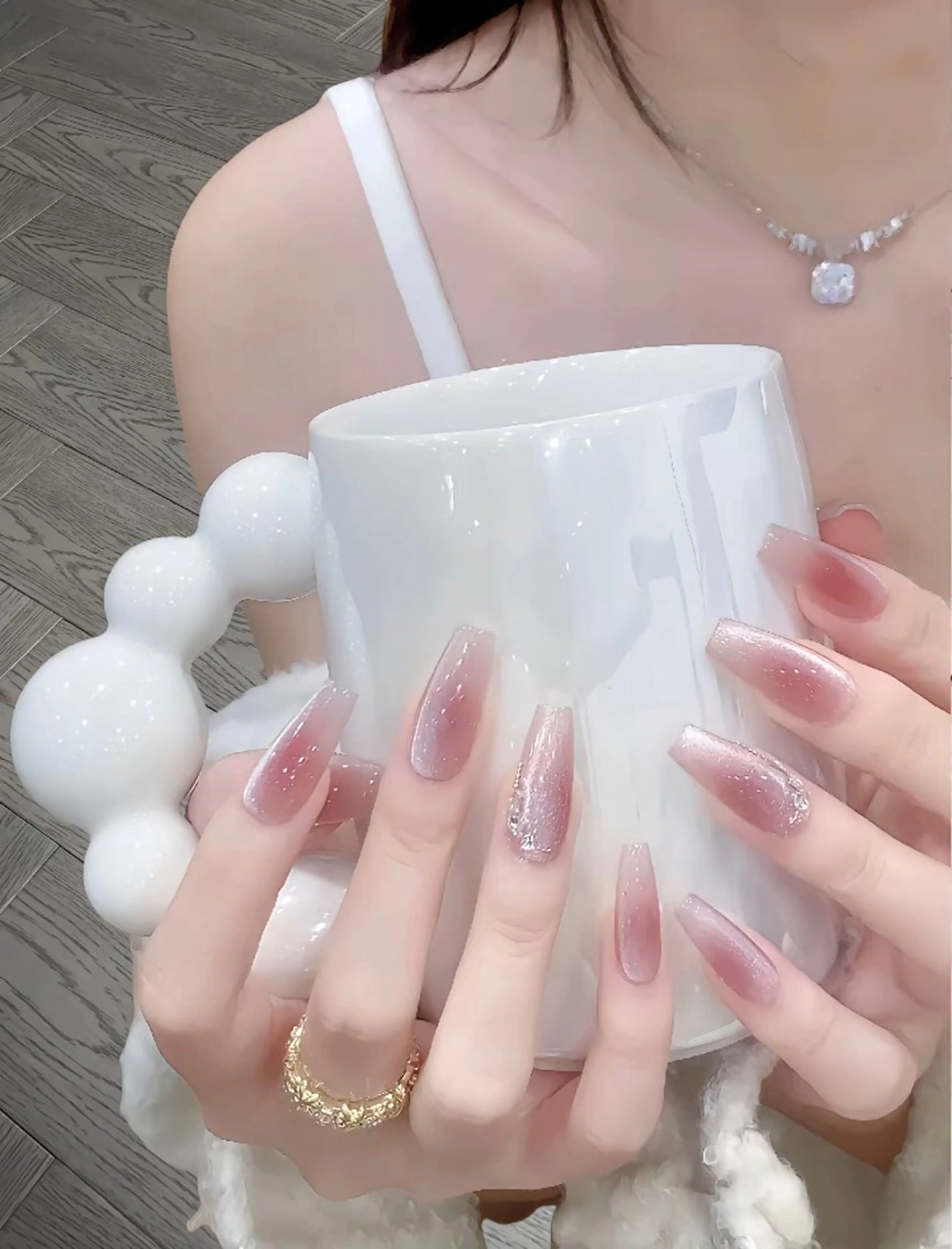 ネイル The ONE栄店 横地のネイルデザイン