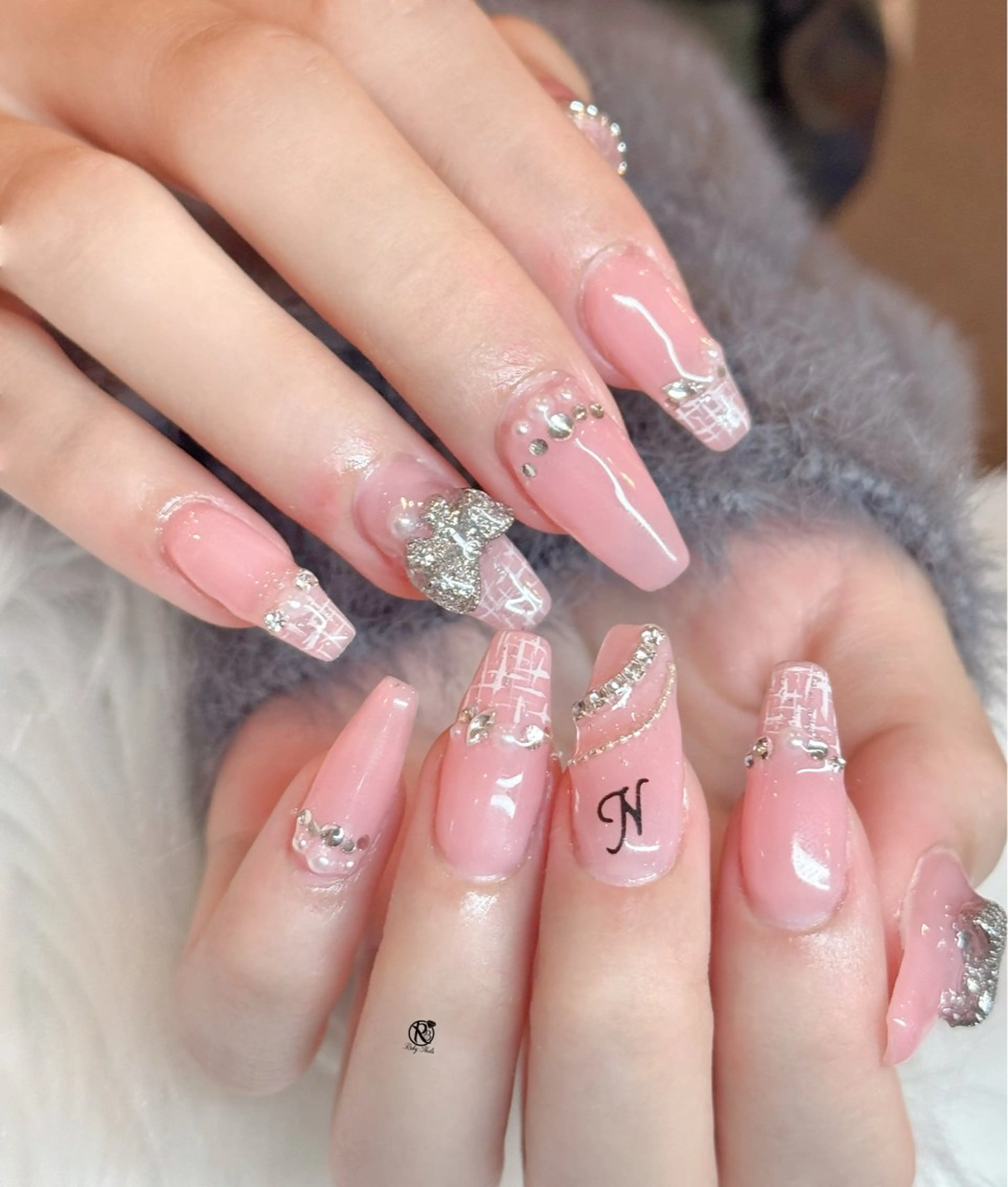 ネイル ボルドー ブラウン チークネイル ドット フットネイル ハンドネイル チェリネイルサロン 霞ヶ関のネイルデザイン