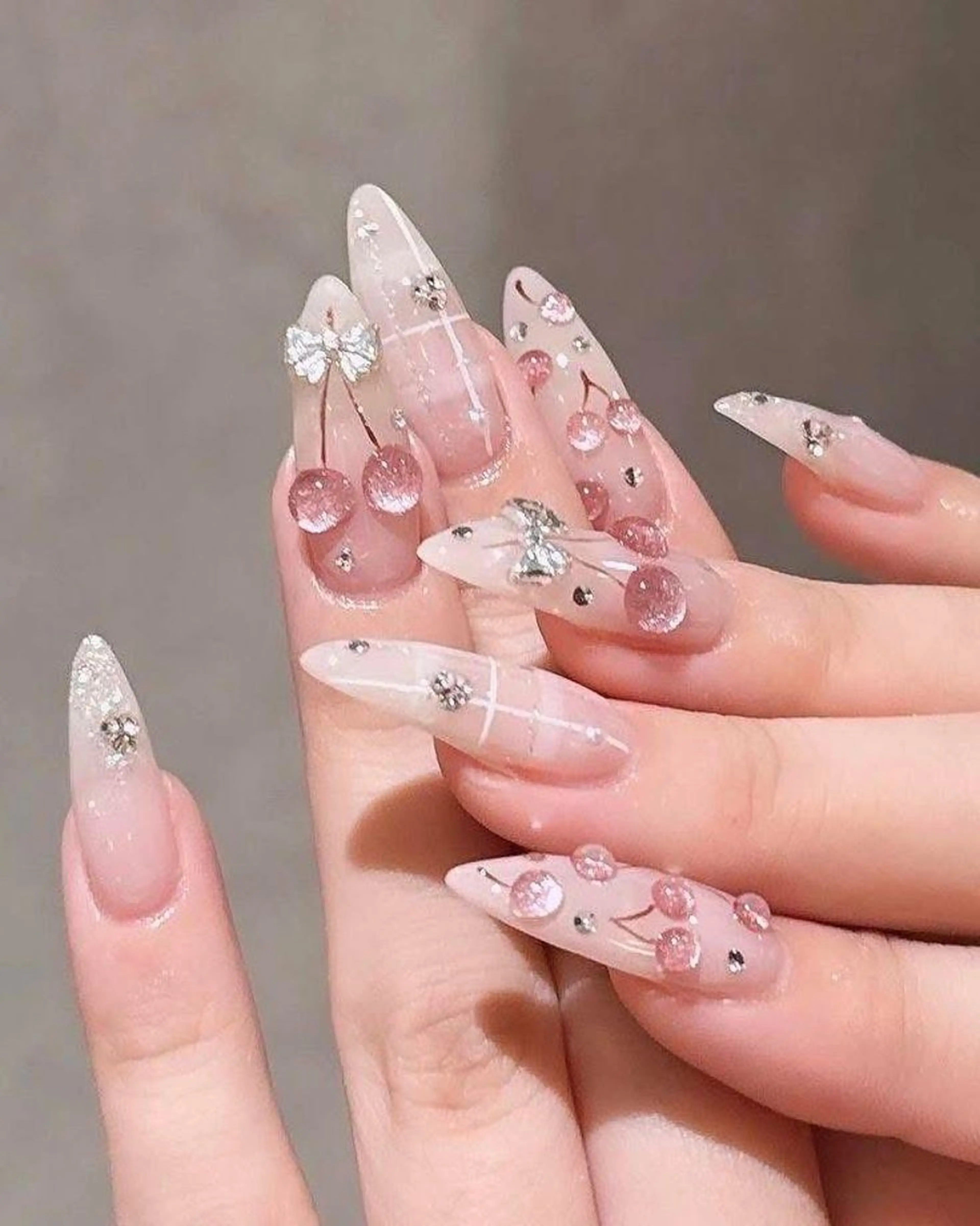 ネイル NiJi Nailsのネイルデザイン