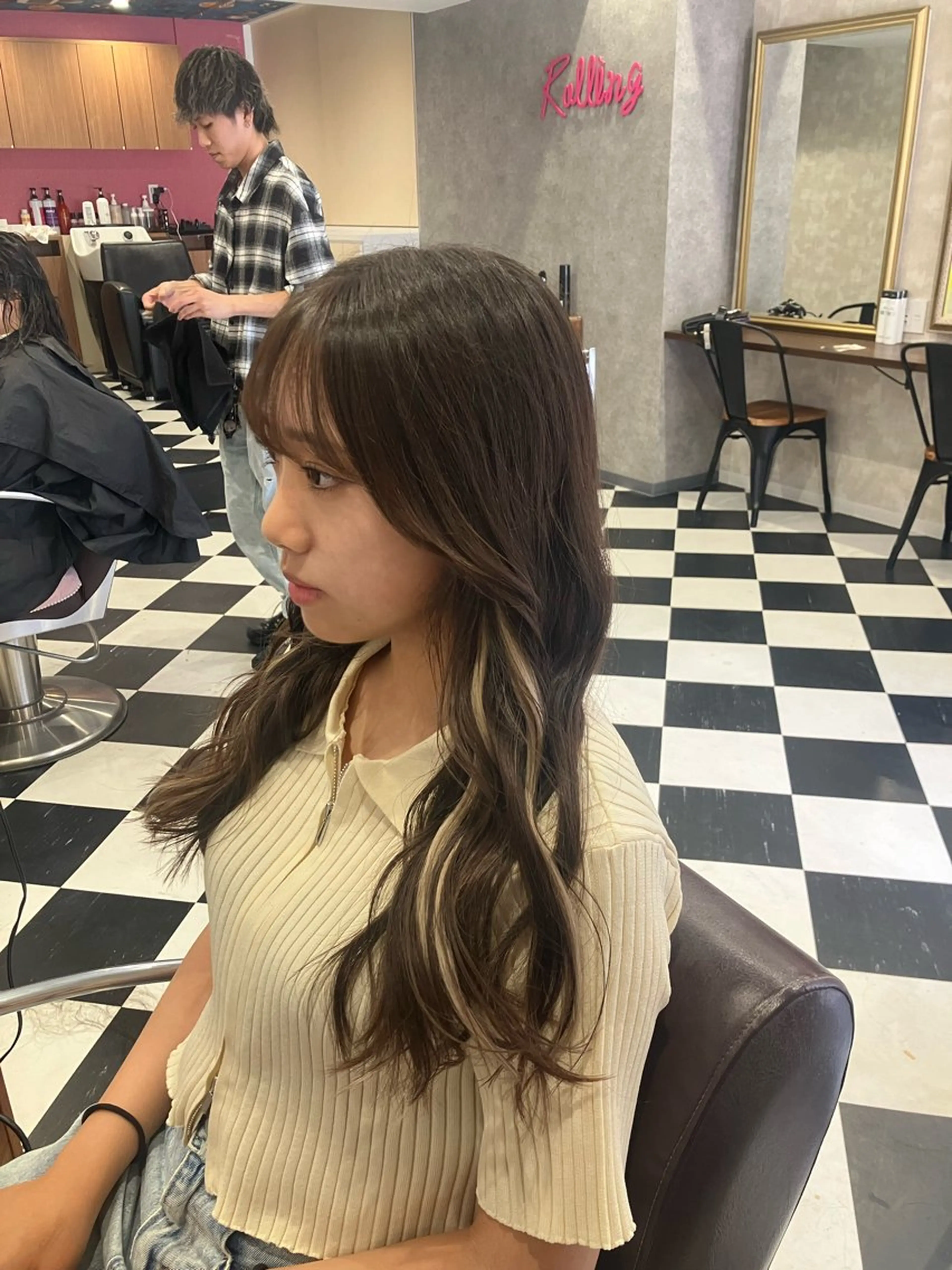 ロング yuumi 👱🏻‍♀️のヘアスタイル