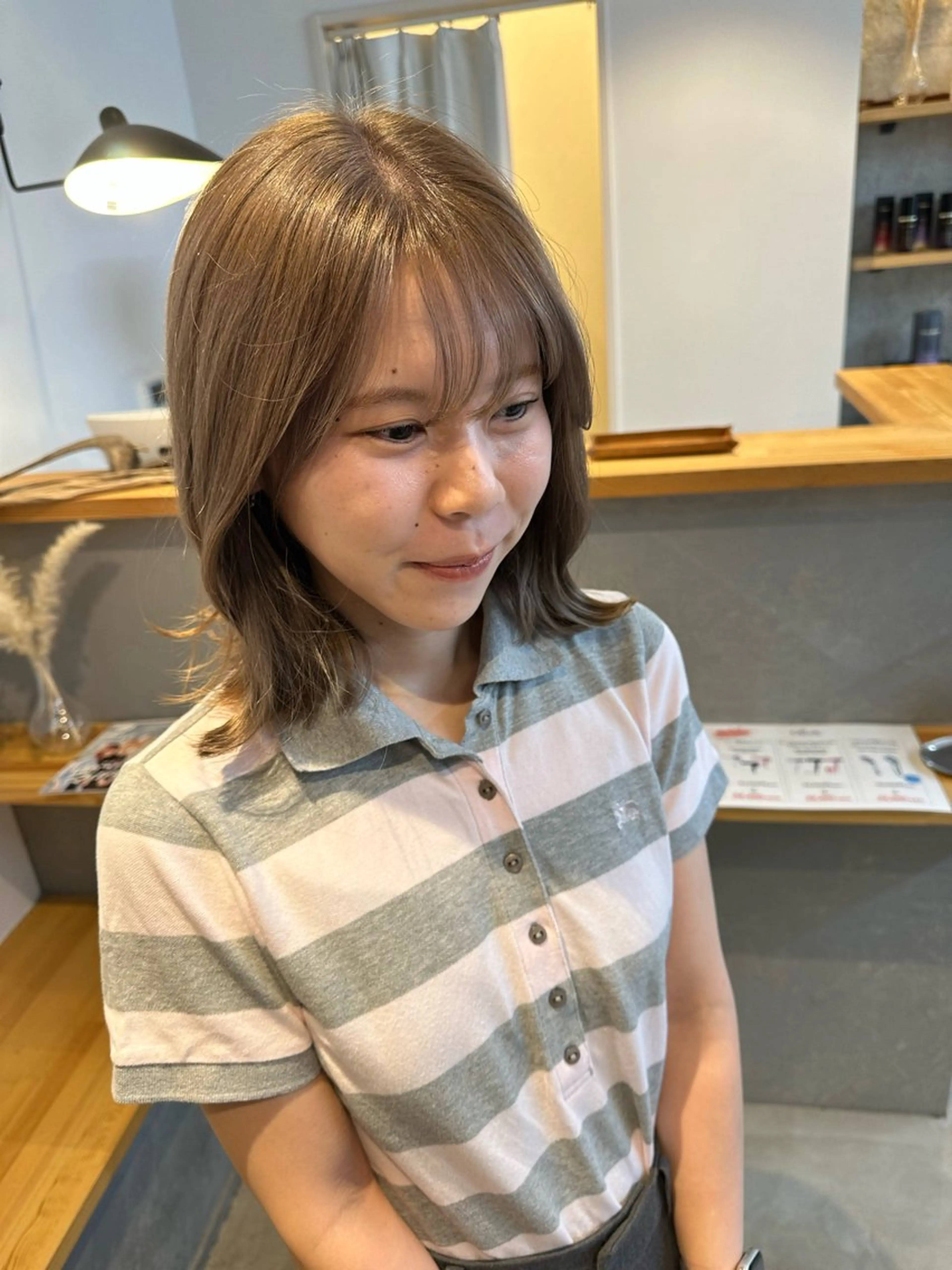 ミディアム カラー ヘアカラー トリートメント yuika .のヘアスタイル