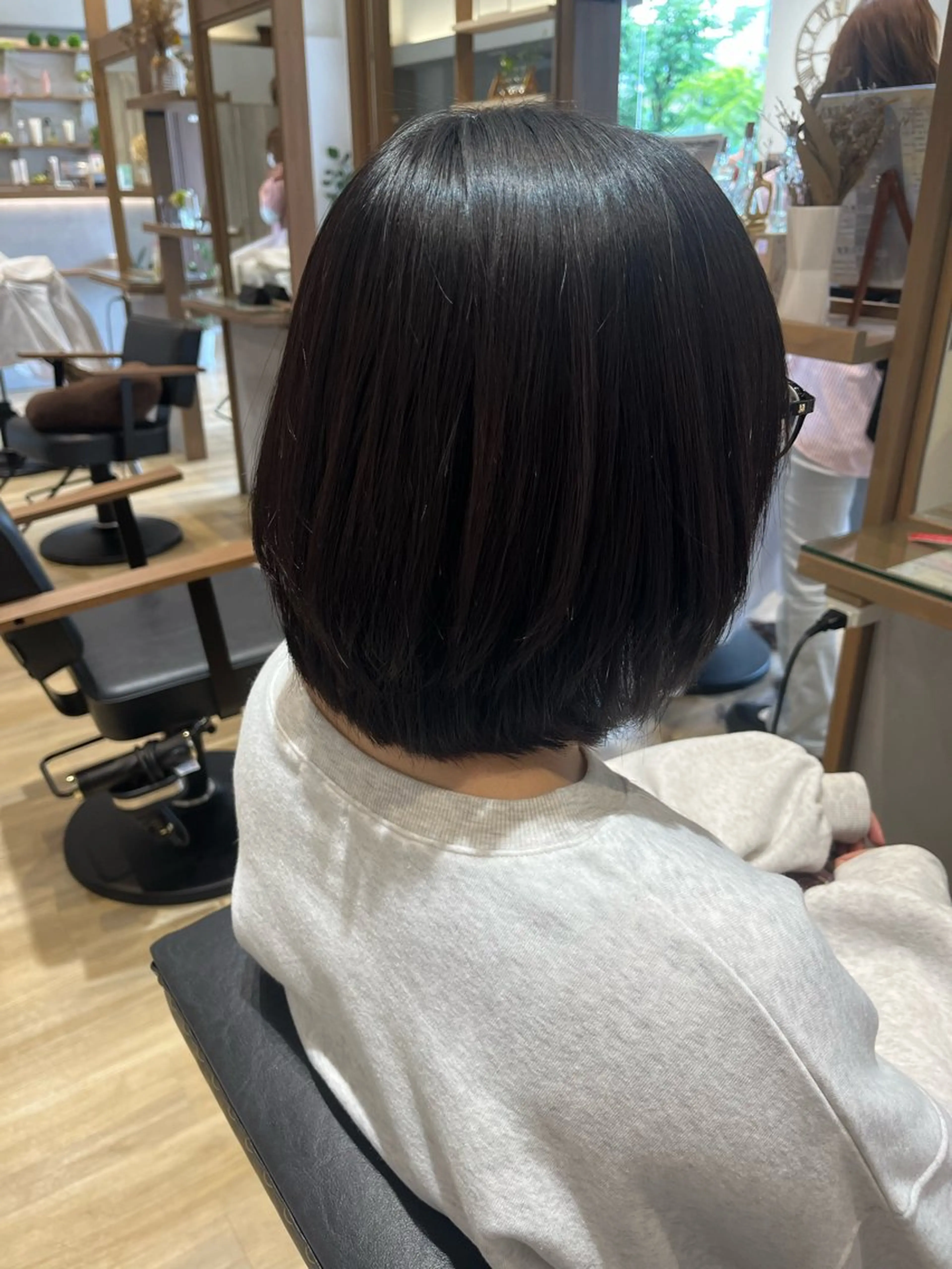 ミディアム 縮毛矯正 カット 縮毛矯正 莉 奈のヘアスタイル