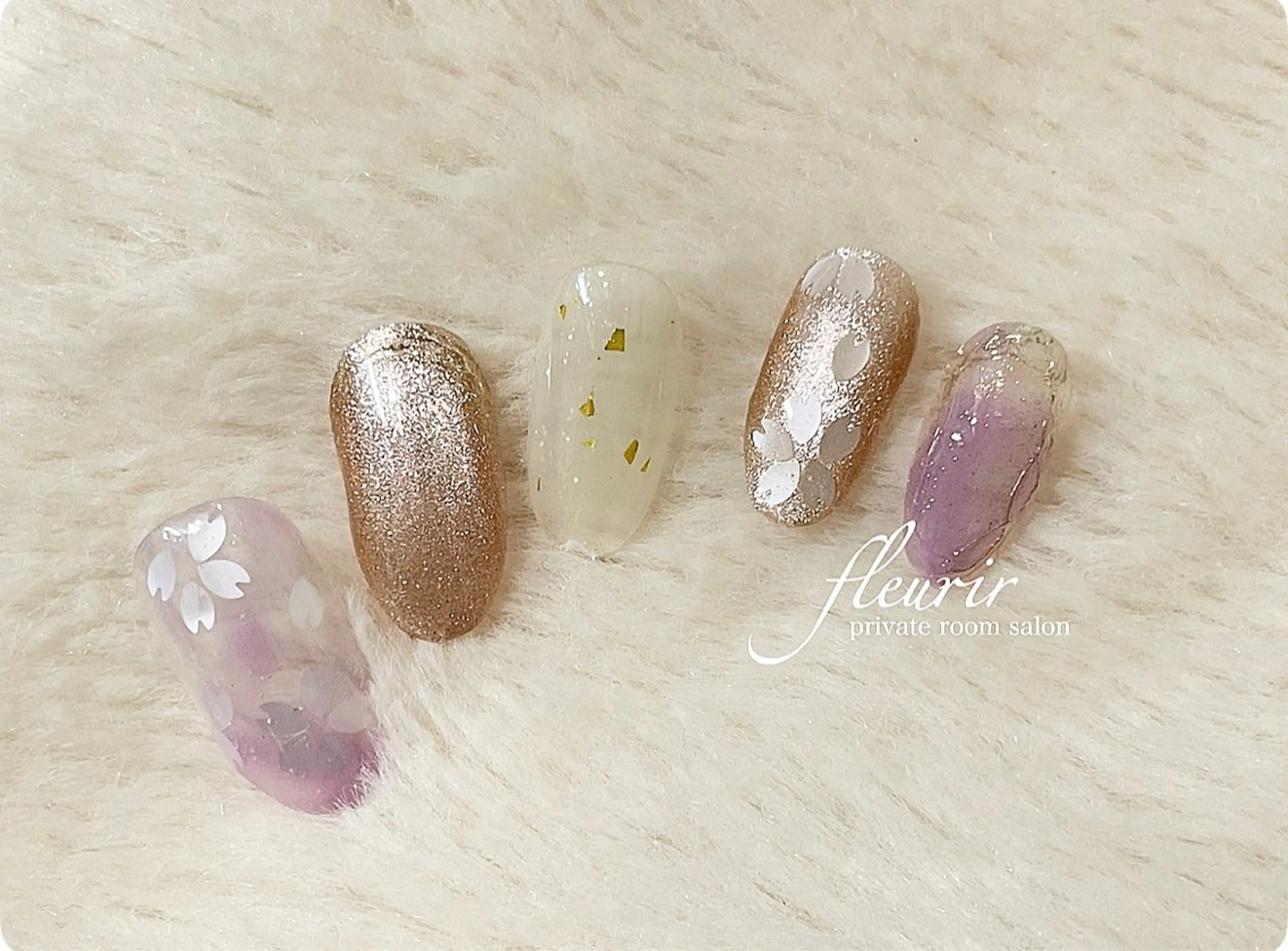 ネイル アートネイル 桜ネイル 入学式 ゴールド 卒業式 フルリール 【プライベートサロンのネイルデザイン