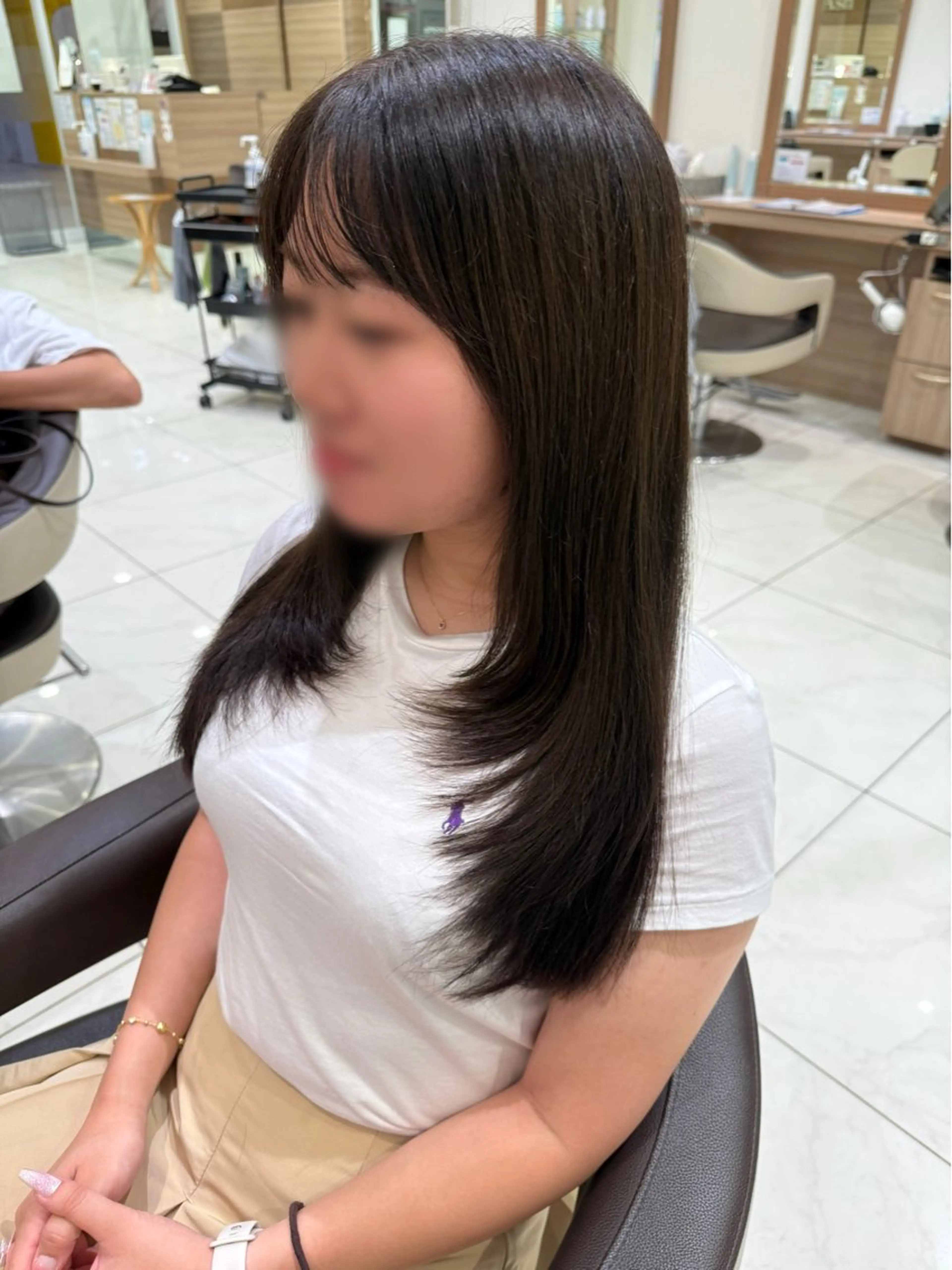 ロング 顔まわりレイヤー 顔周りカット レイヤーカット 玉村 愛李 【ash 津田沼店】のヘアスタイル