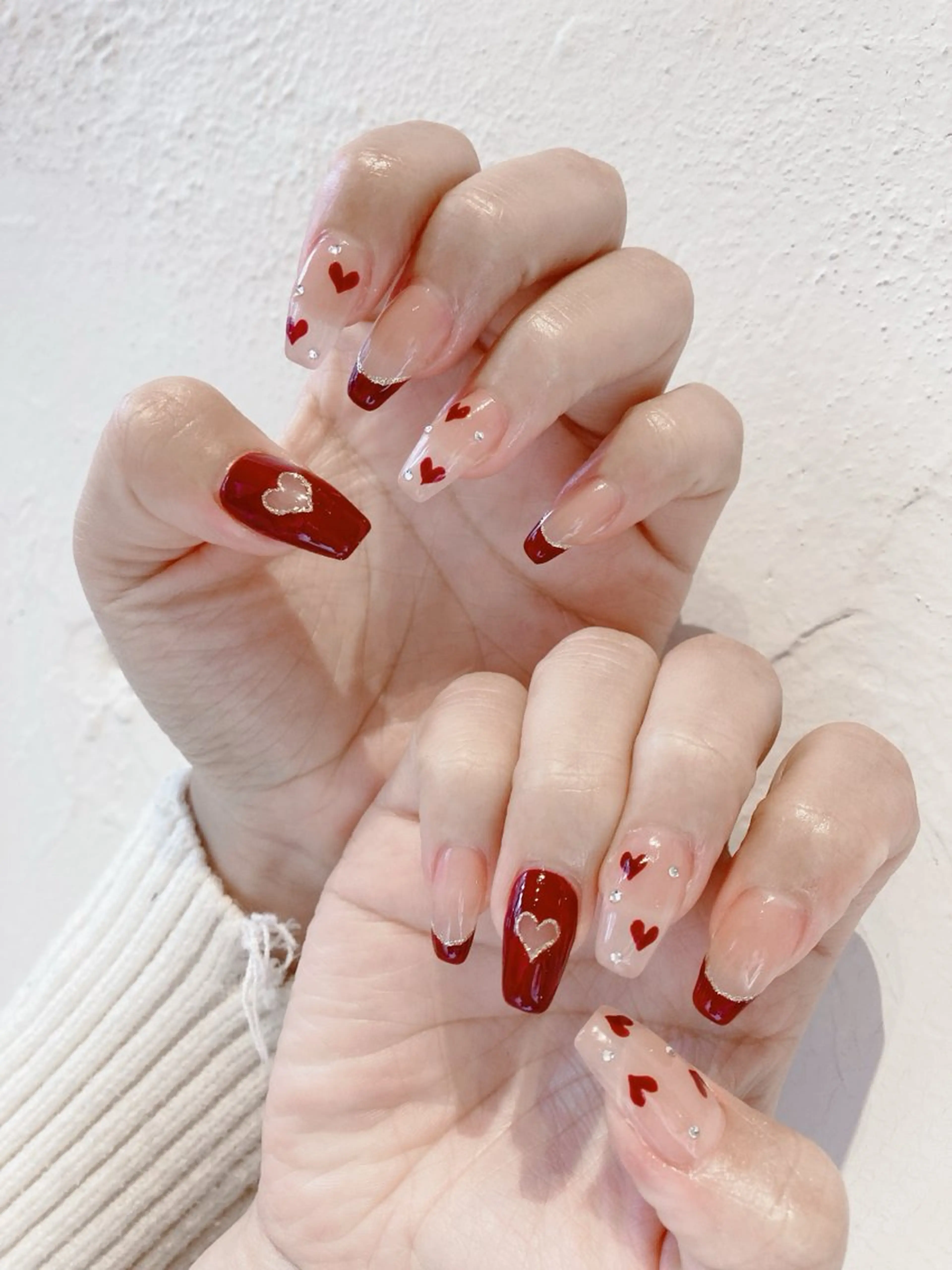 初回 ジェルネイル  アート付け放題（オフ無料）の写真