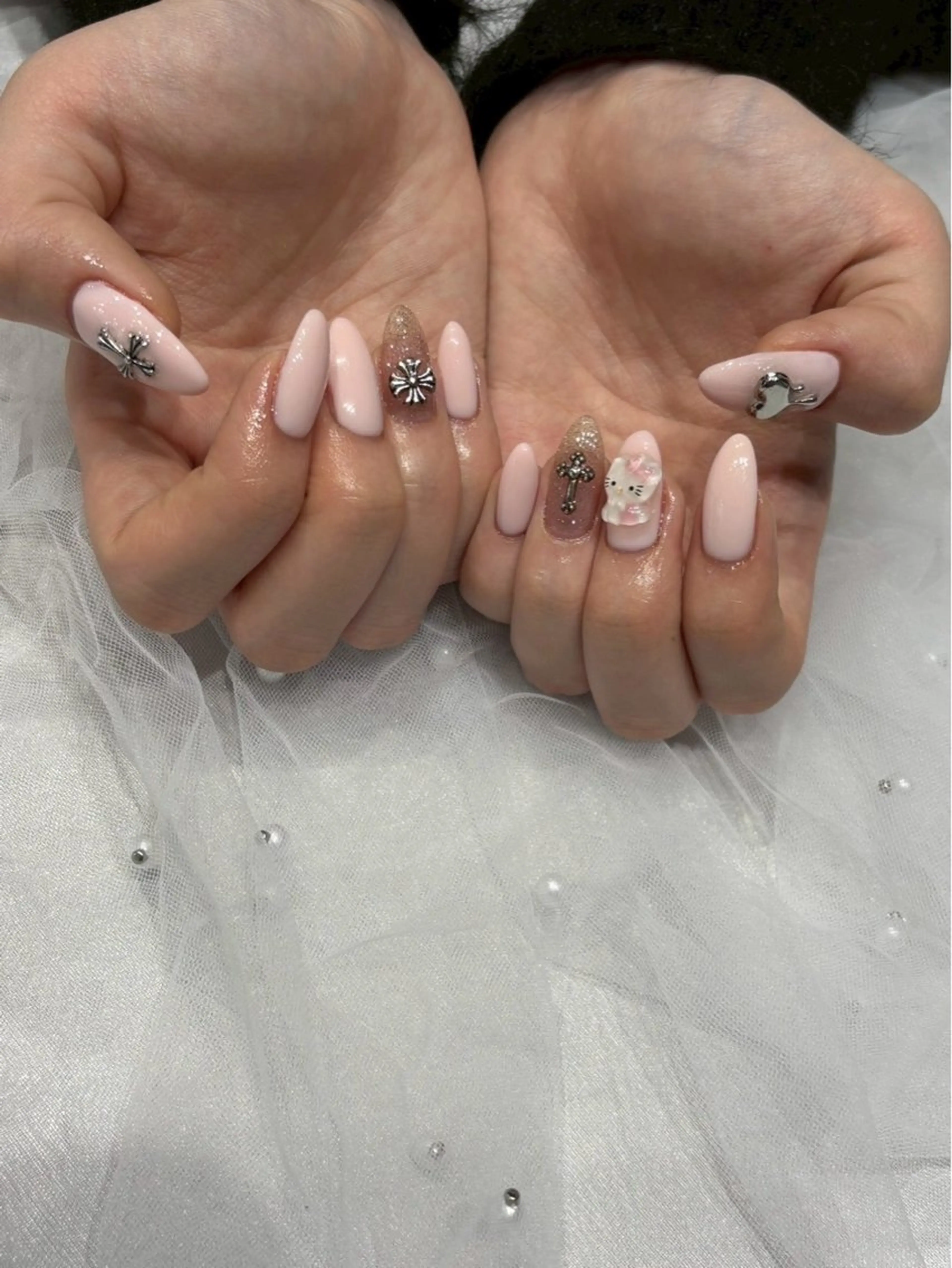 ネイル ハンドネイル 水戸 彩夏のネイルデザイン