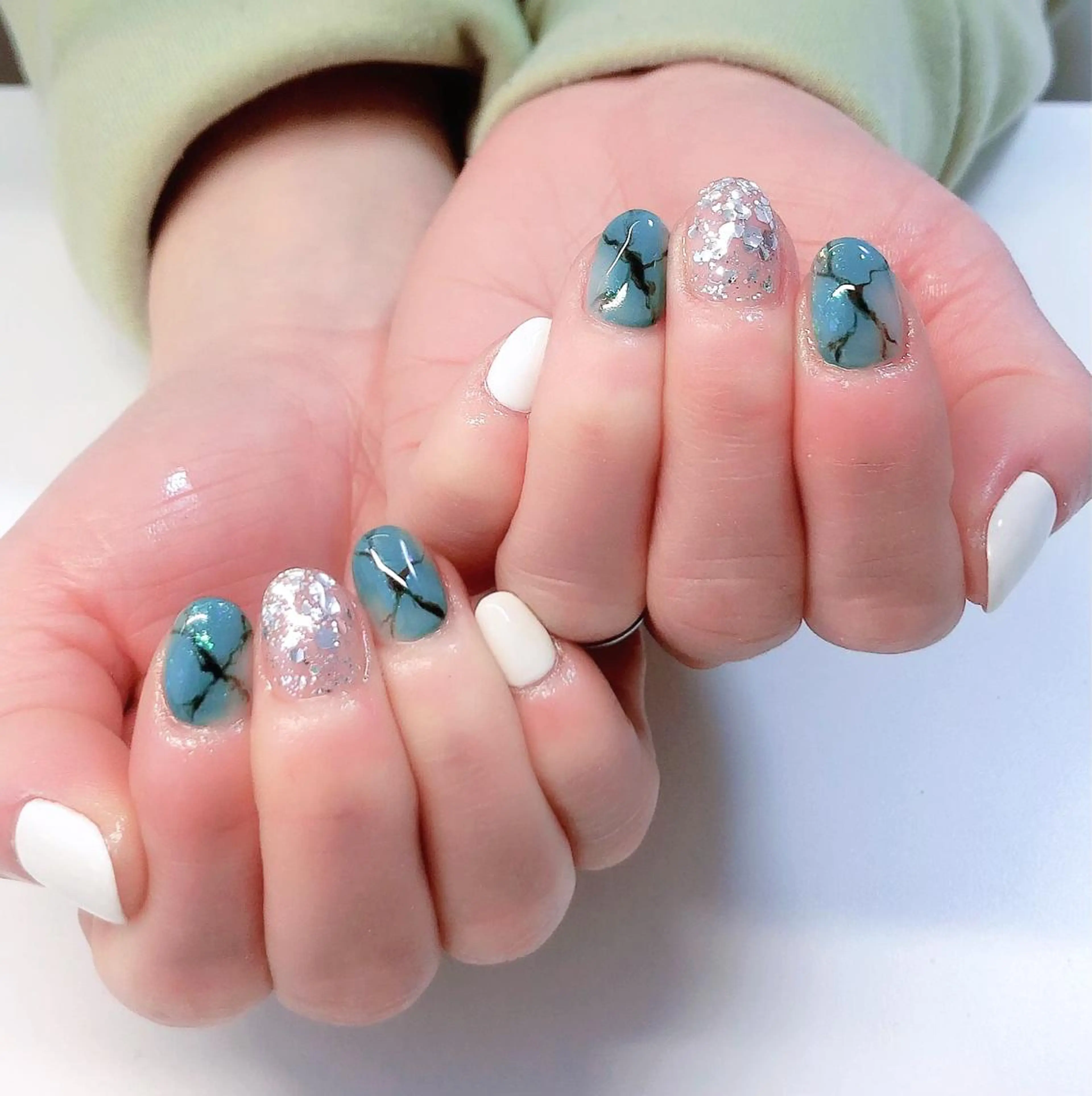 ネイル ハンドネイル 片平 恭子のマツエク・マツパデザイン