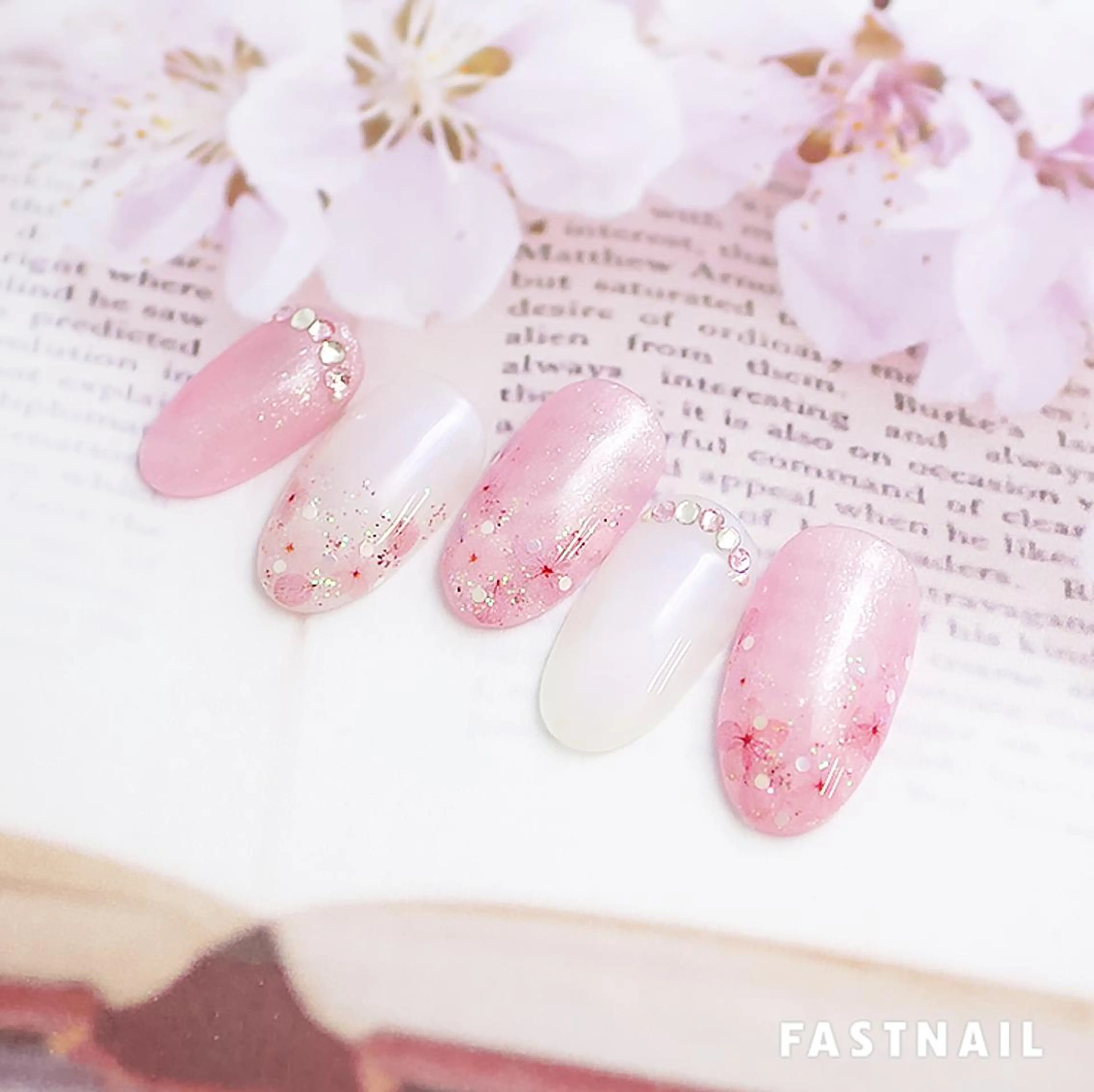 ネイル ファストネイル ロコ 春日のネイルデザイン