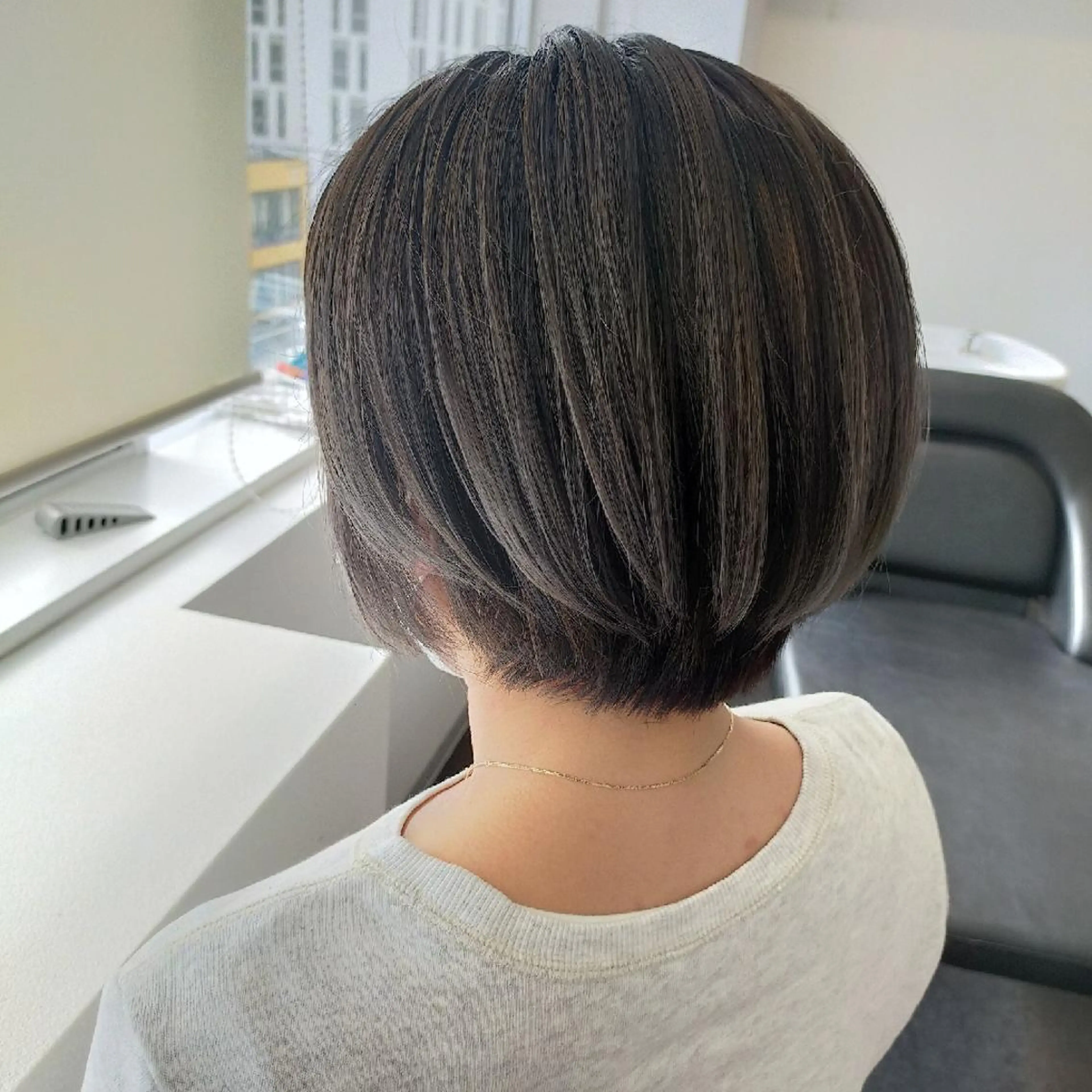 ショート カラー バレイヤージュ レイヤーカット RU RIのヘアスタイル