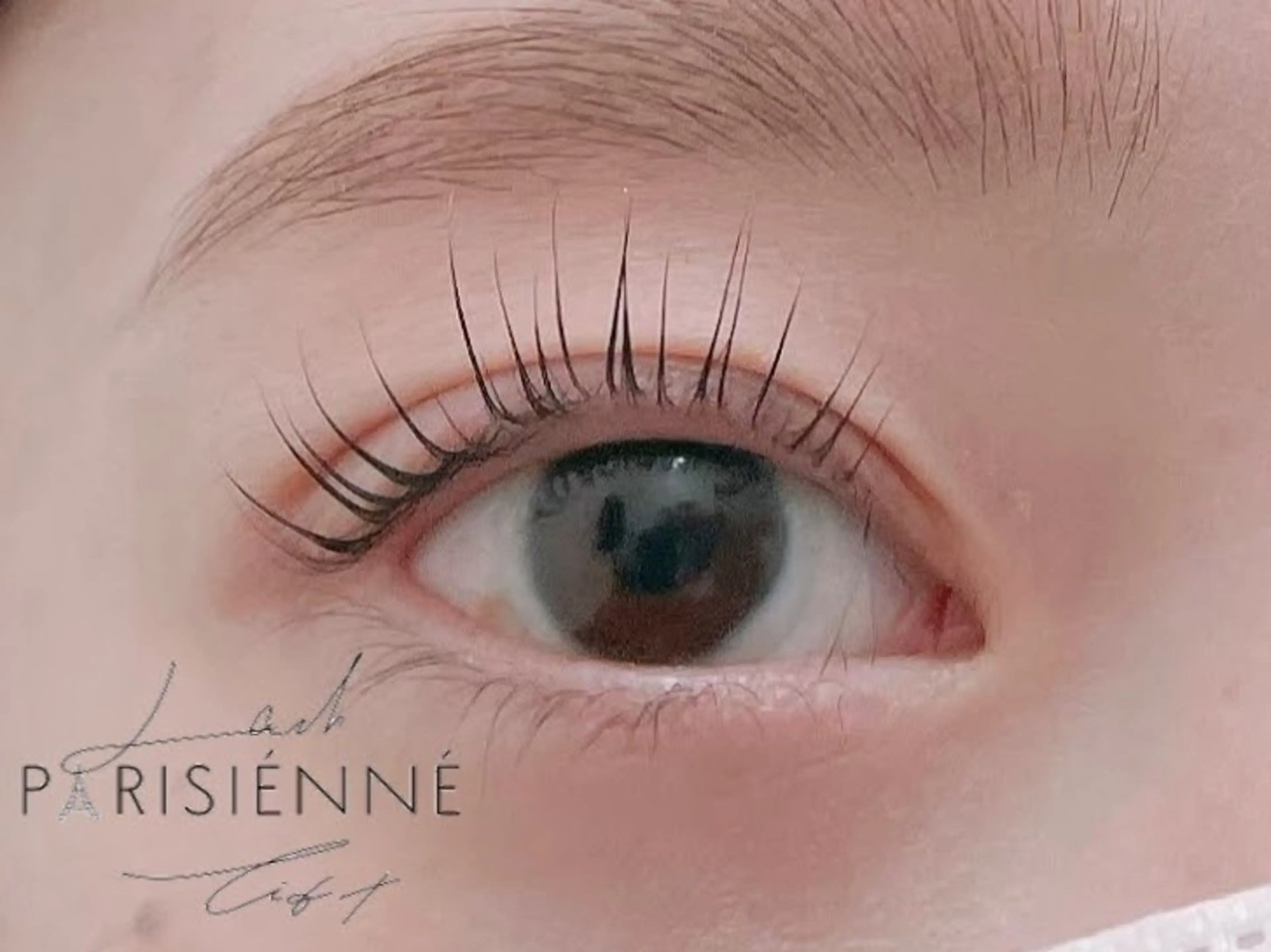 マツエク・マツパ パリジェンヌラッシュリフト epic所属・epic (エピック)のマツエク・マツパデザイン