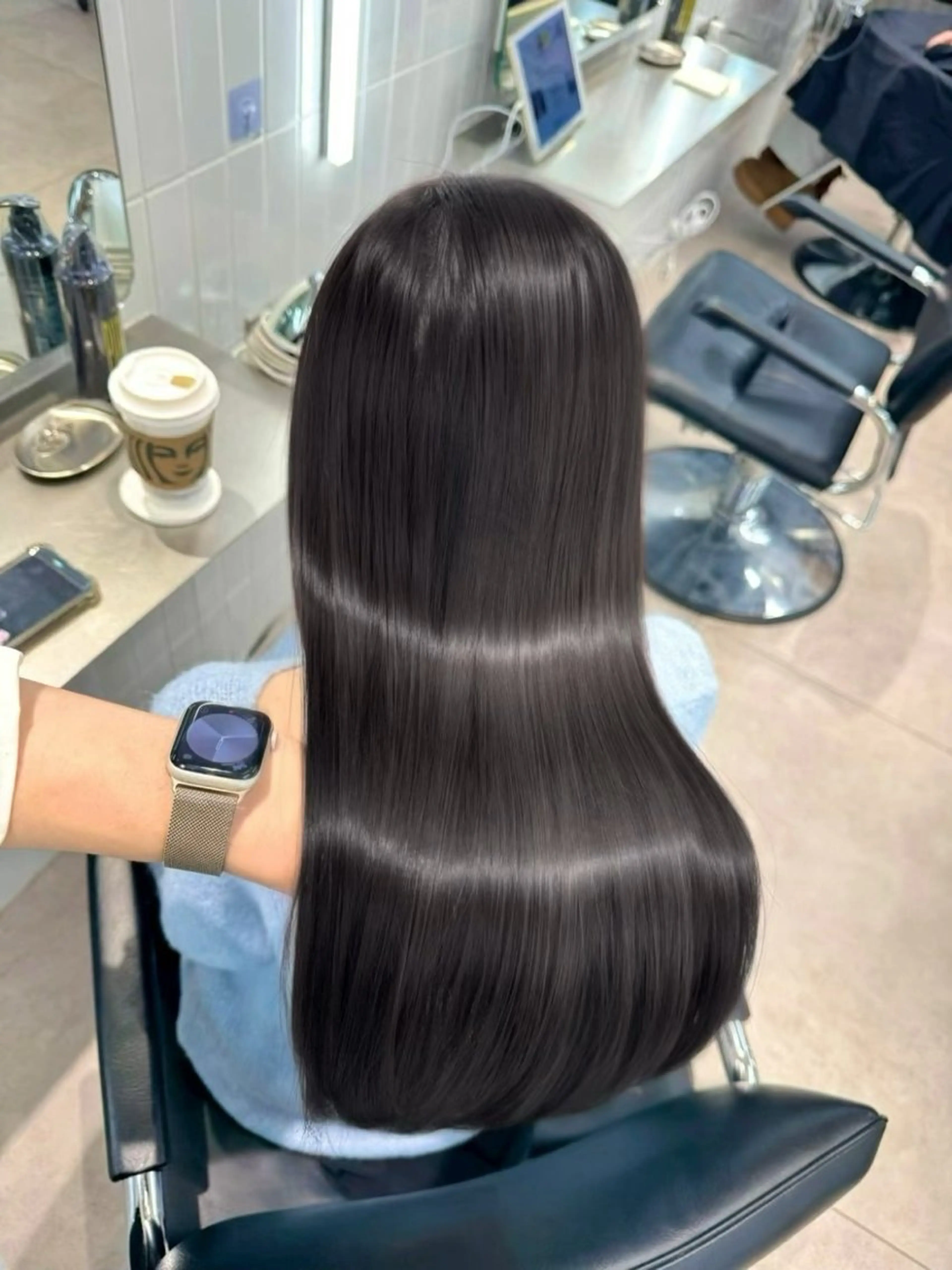 セミロング ヘアカラー 中村 晴矢のヘアスタイル