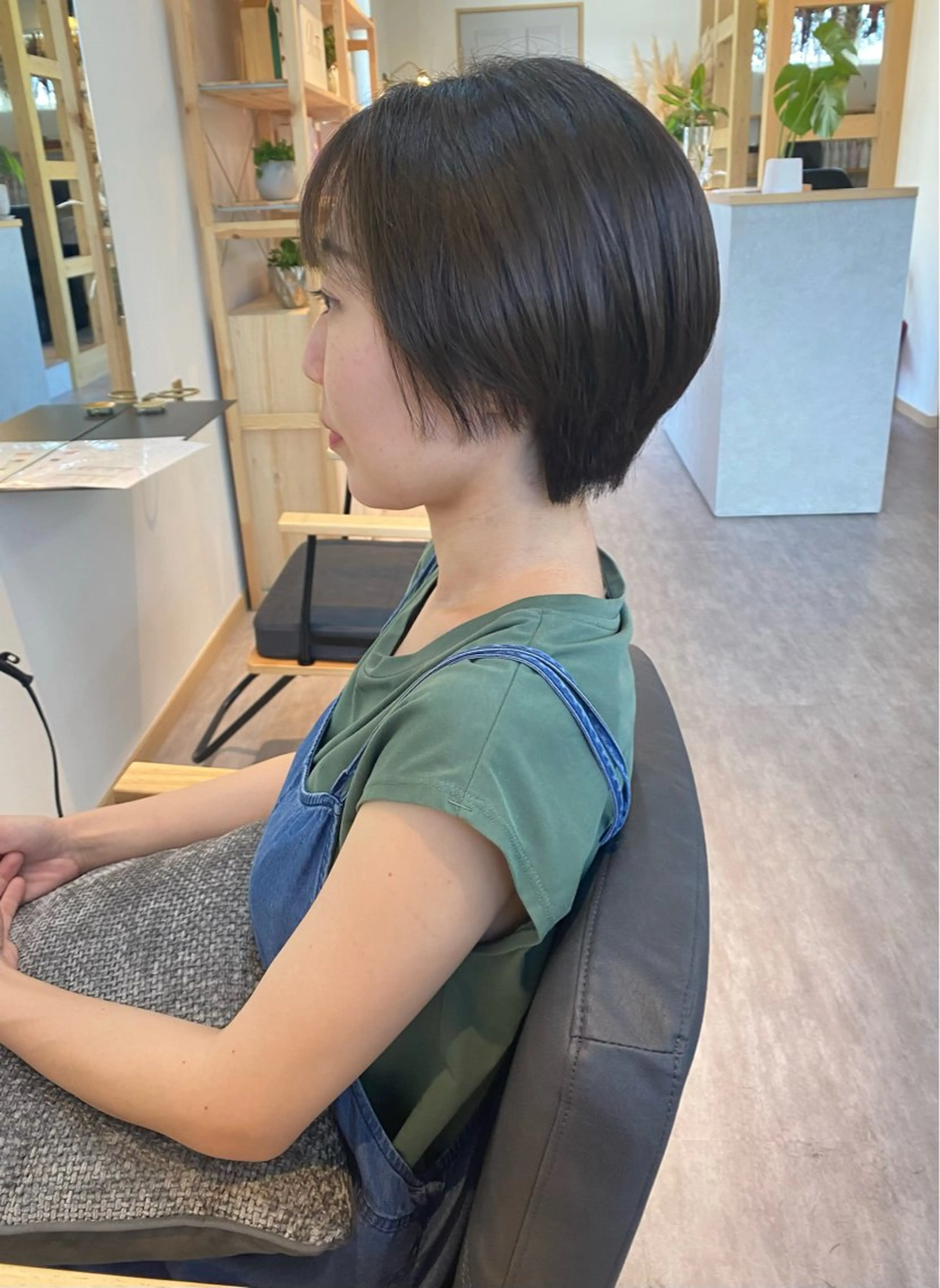 ショート カット ヘアカラー トリートメント 内野 友貴のヘアスタイル