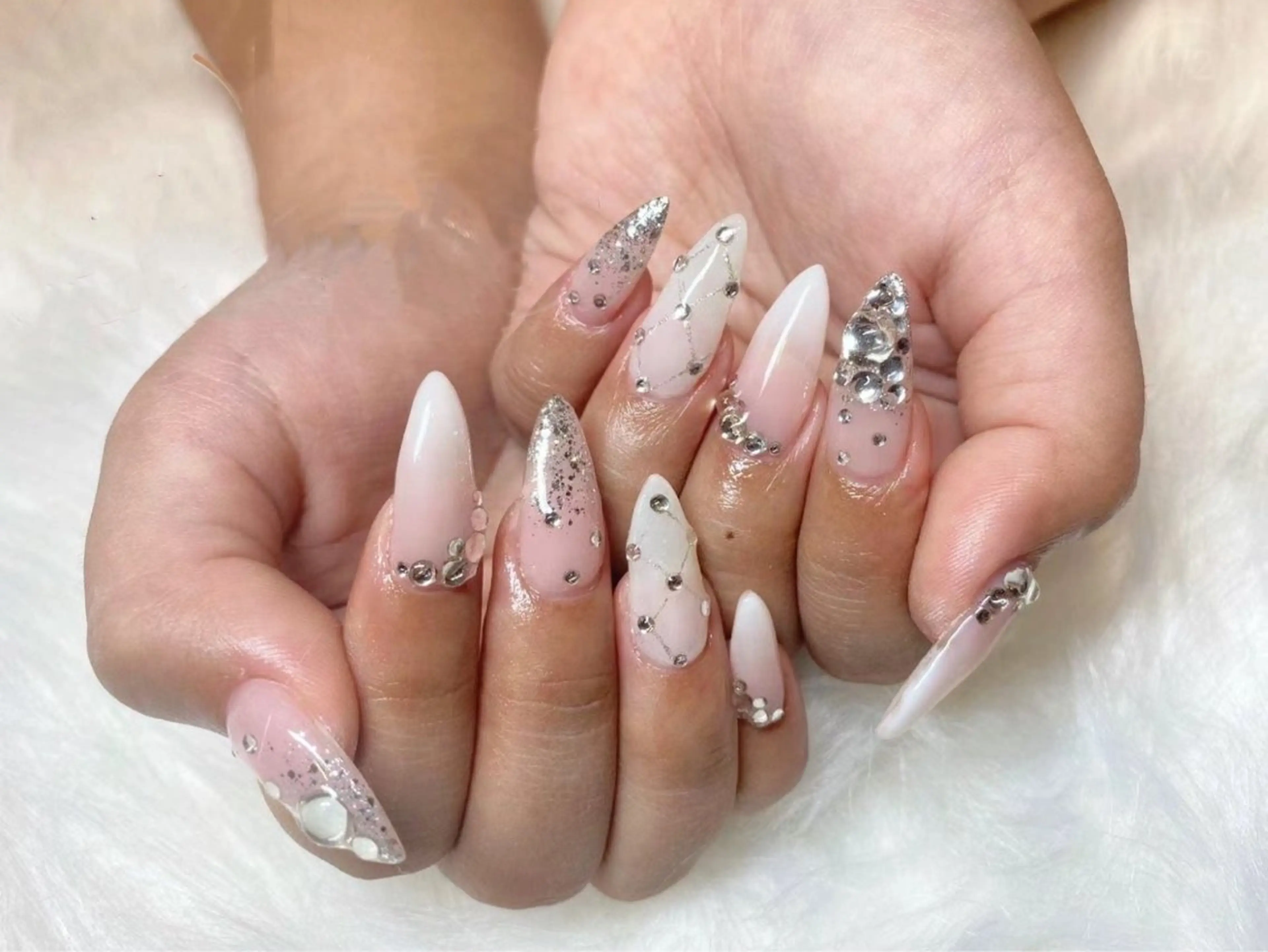ネイル ハンドネイル 🍑 momo_nailのネイルデザイン