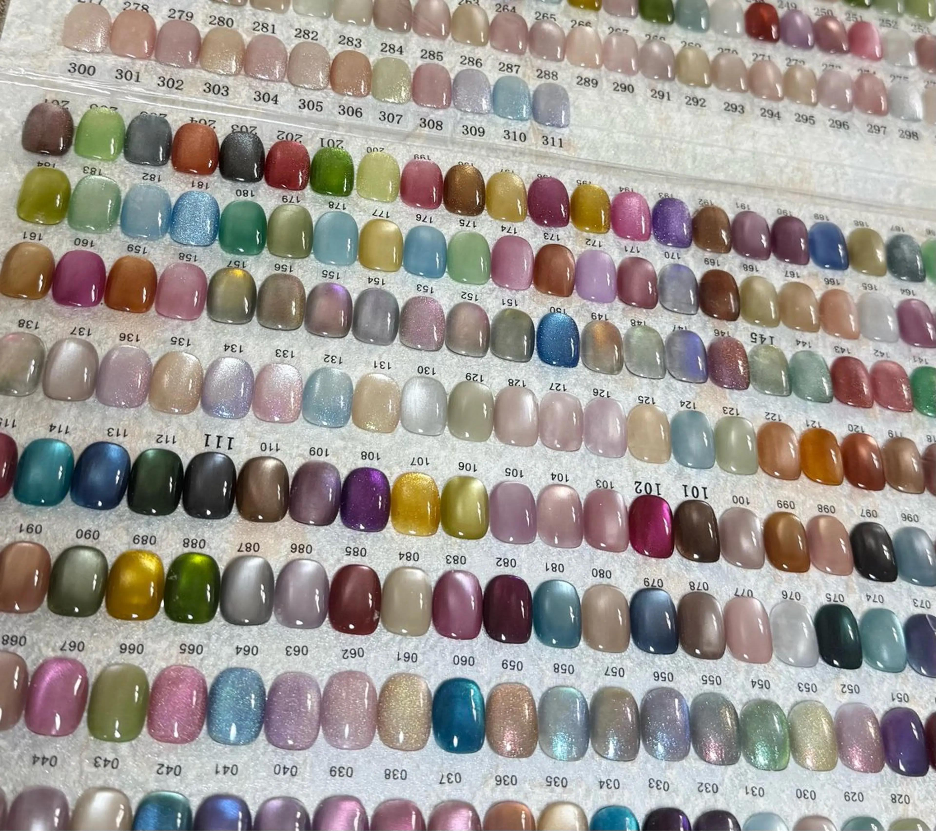 ネイル ハンドネイル ルリン サロン💅のネイルデザイン